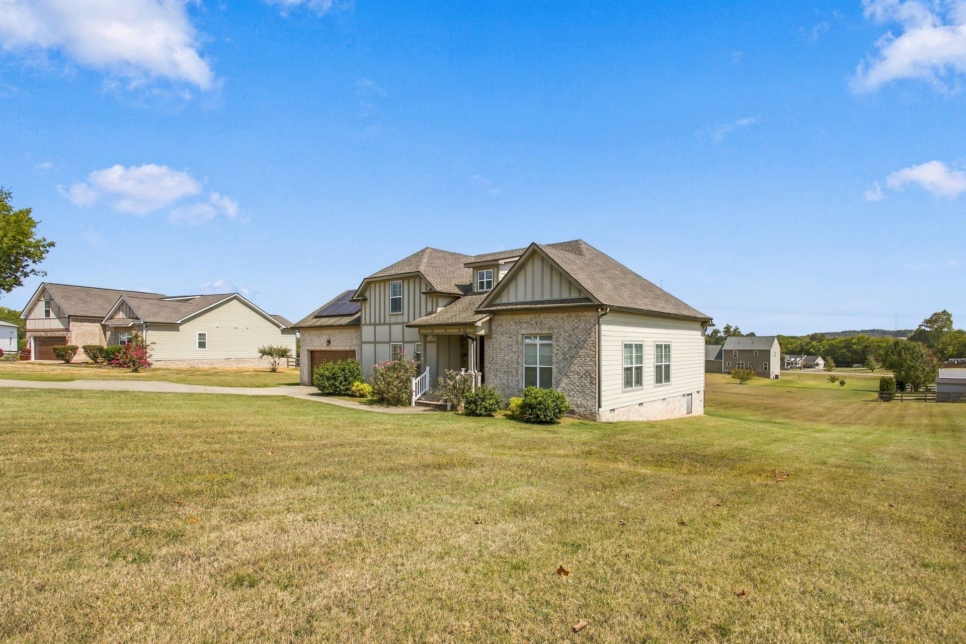 1208 Wiltshire Ct, Columbia, TN 38401 1208 Wiltshire Ct, Columbia, TN 38401