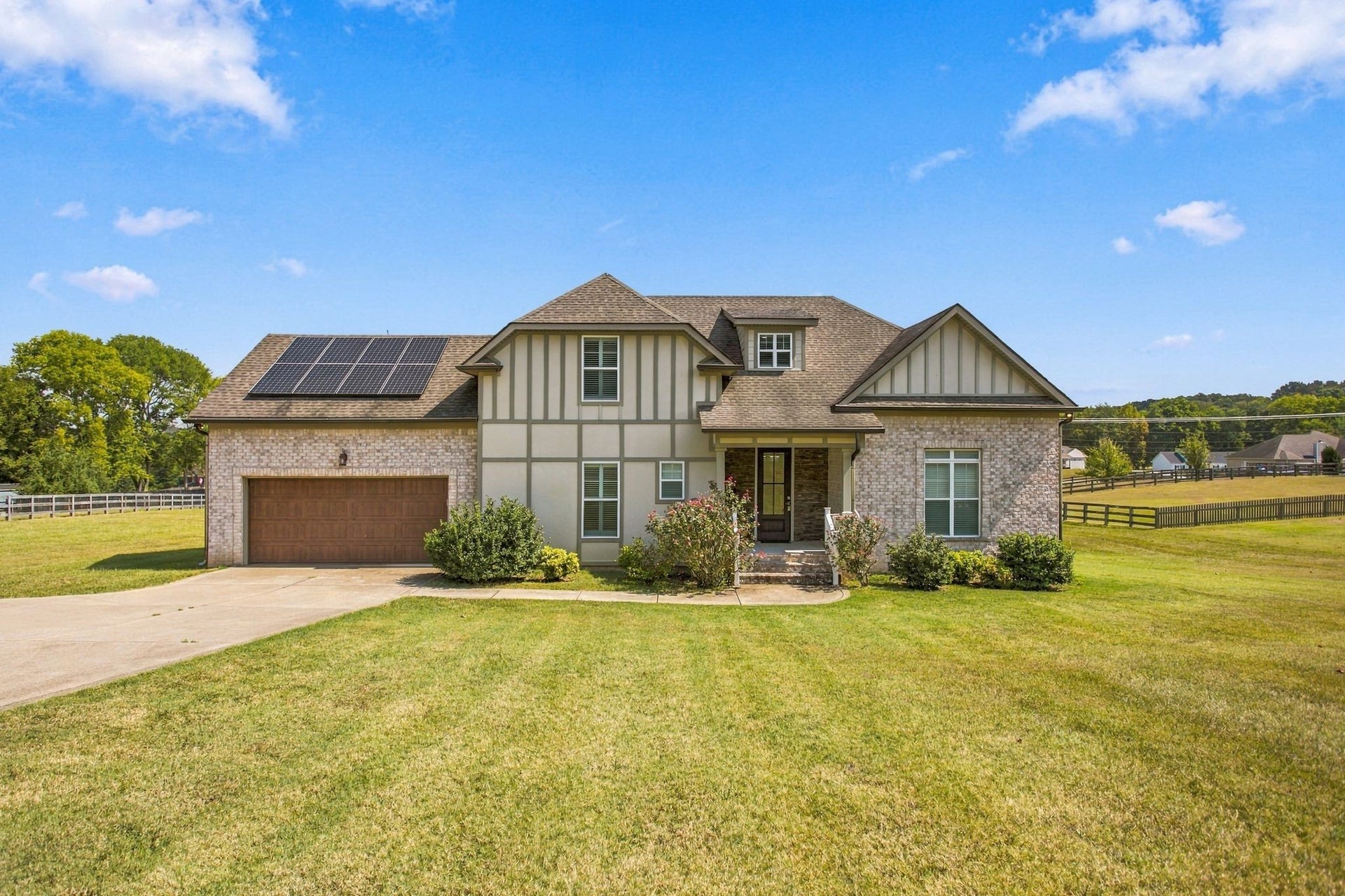 1208 Wiltshire Ct, Columbia, TN 38401 1208 Wiltshire Ct, Columbia, TN 38401