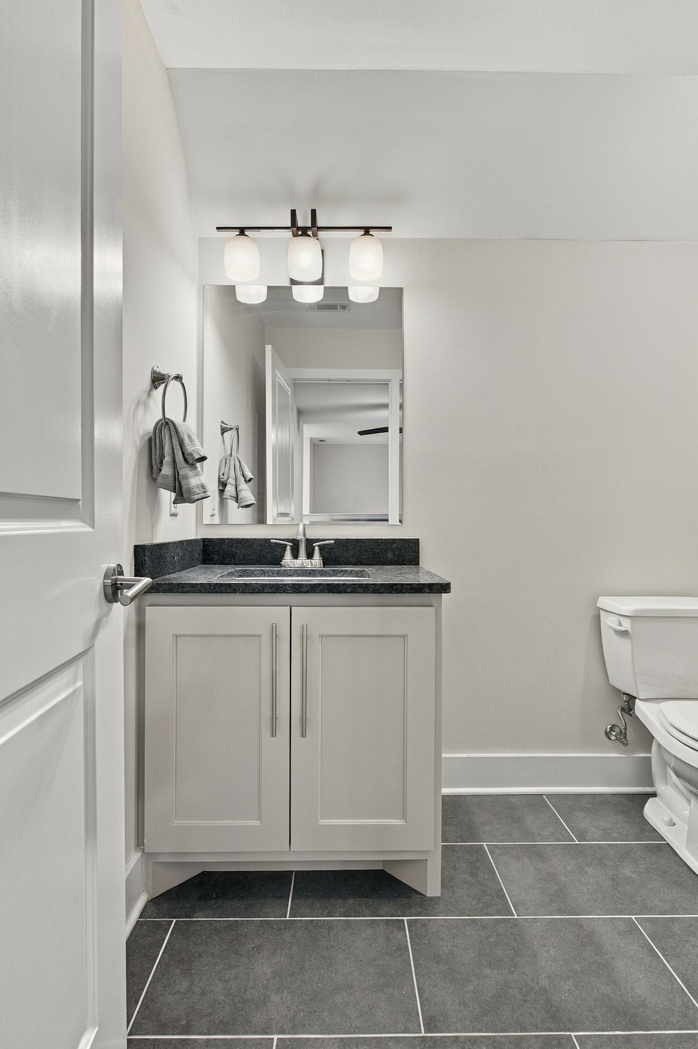 1208 Wiltshire Ct, Columbia, TN 38401 1208 Wiltshire Ct, Columbia, TN 38401