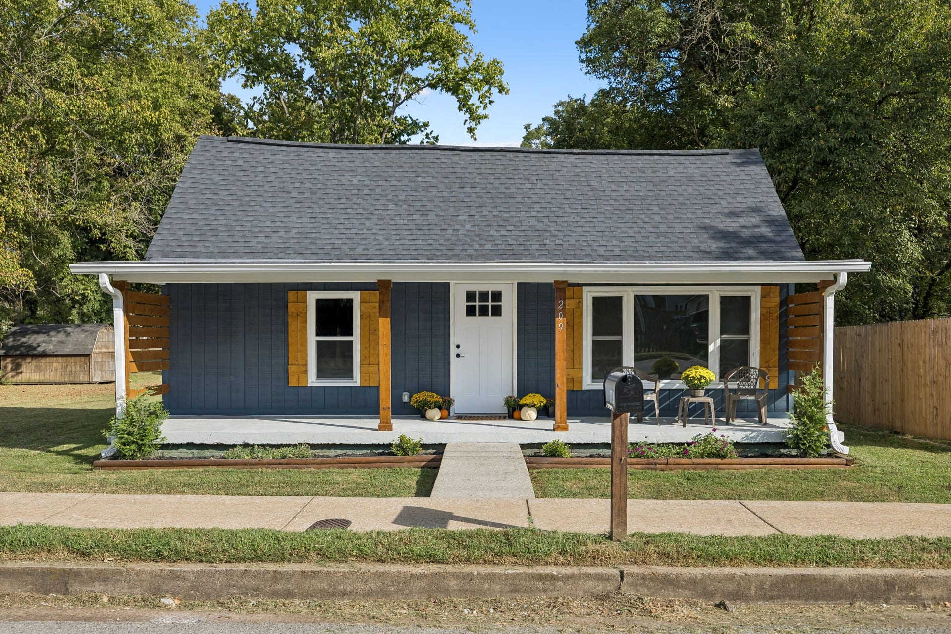 209 Olive St, Mount Pleasant, TN 38474 209 Olive St, Mount Pleasant, TN 38474