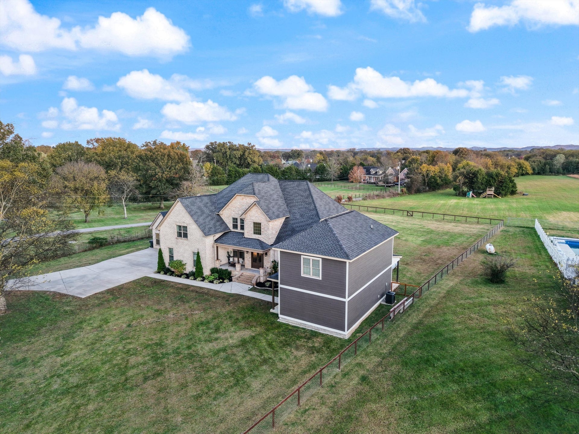 4999 Crescent Ln, Murfreesboro, TN 37128 4999 Crescent Ln, Murfreesboro, TN 37128
