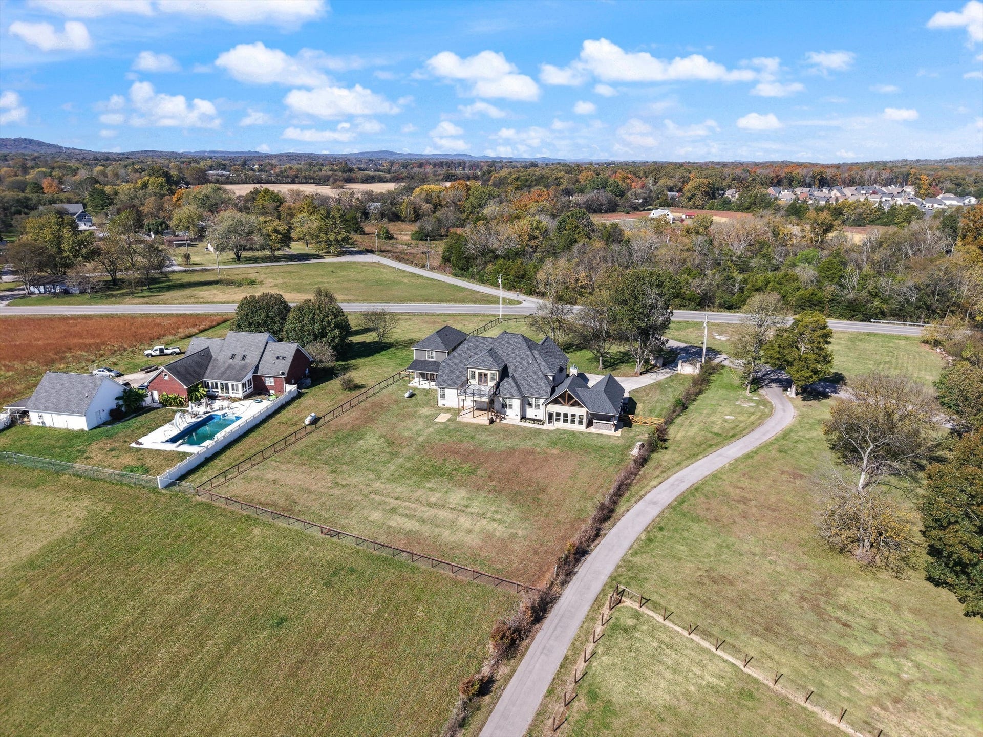 4999 Crescent Ln, Murfreesboro, TN 37128 4999 Crescent Ln, Murfreesboro, TN 37128