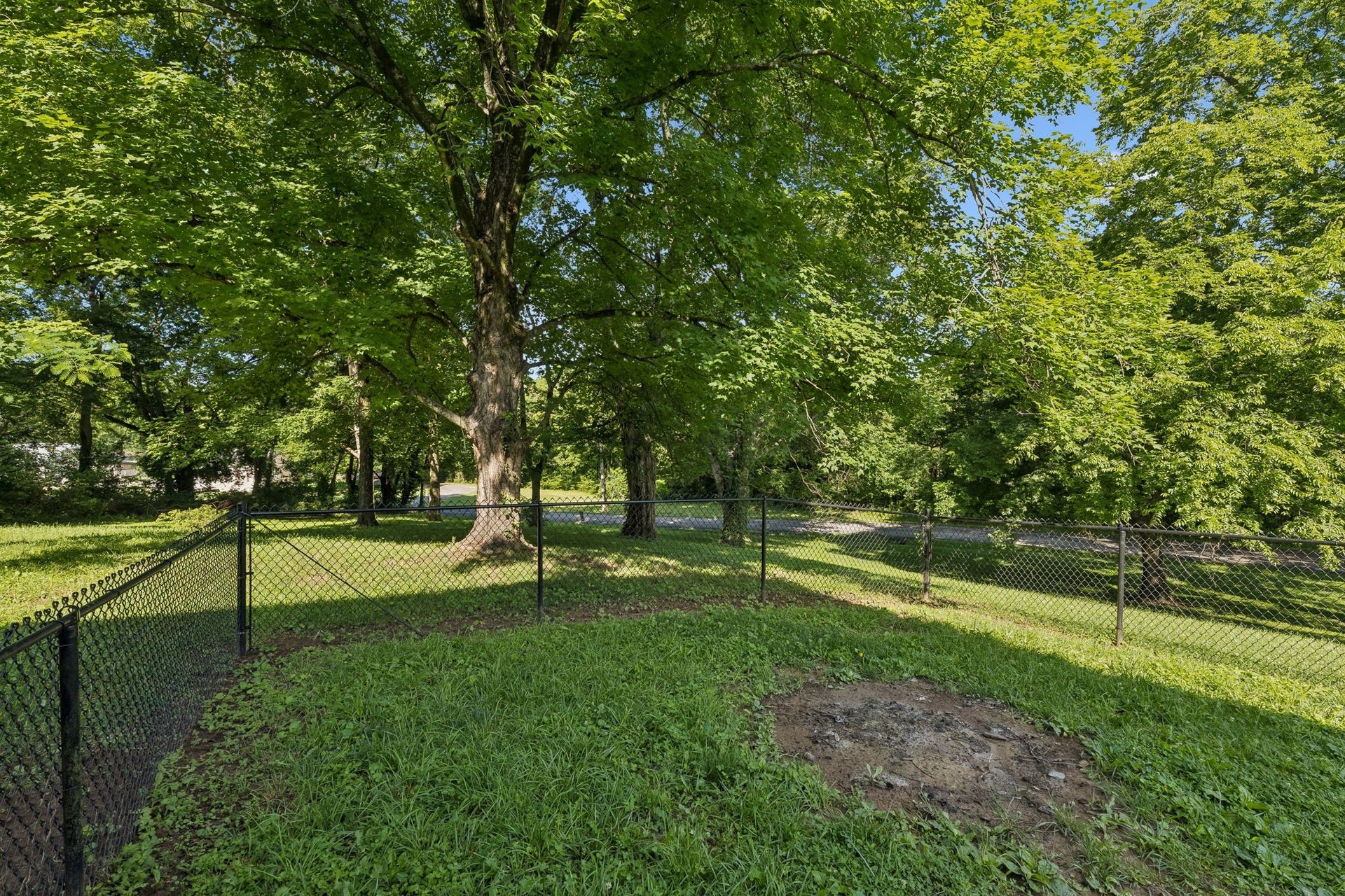 721 Poplar St, Columbia, TN 38401 721 Poplar St, Columbia, TN 38401