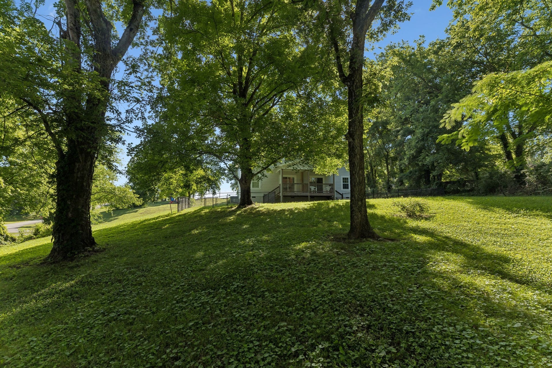 721 Poplar St, Columbia, TN 38401 721 Poplar St, Columbia, TN 38401
