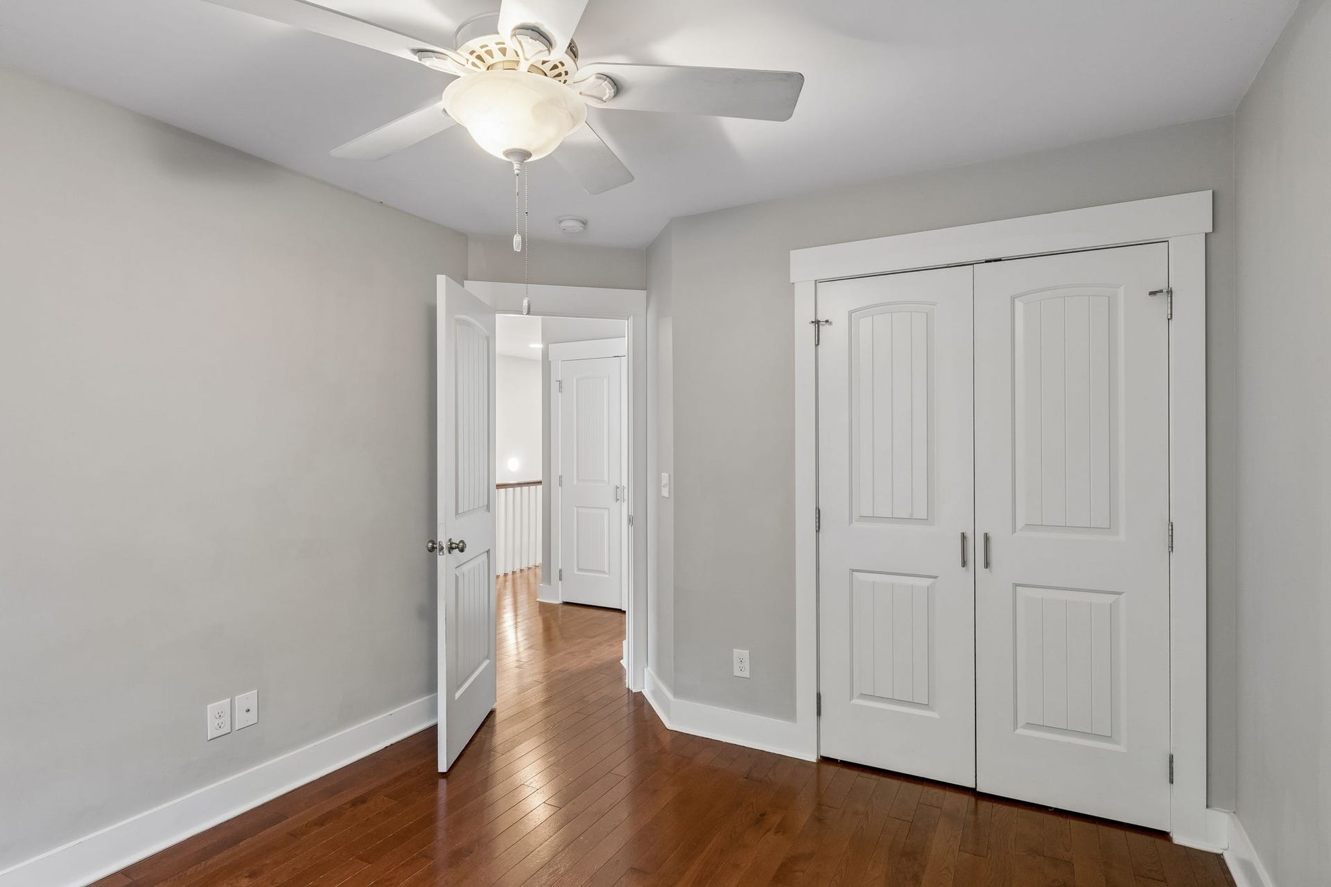 721 Poplar St, Columbia, TN 38401 721 Poplar St, Columbia, TN 38401