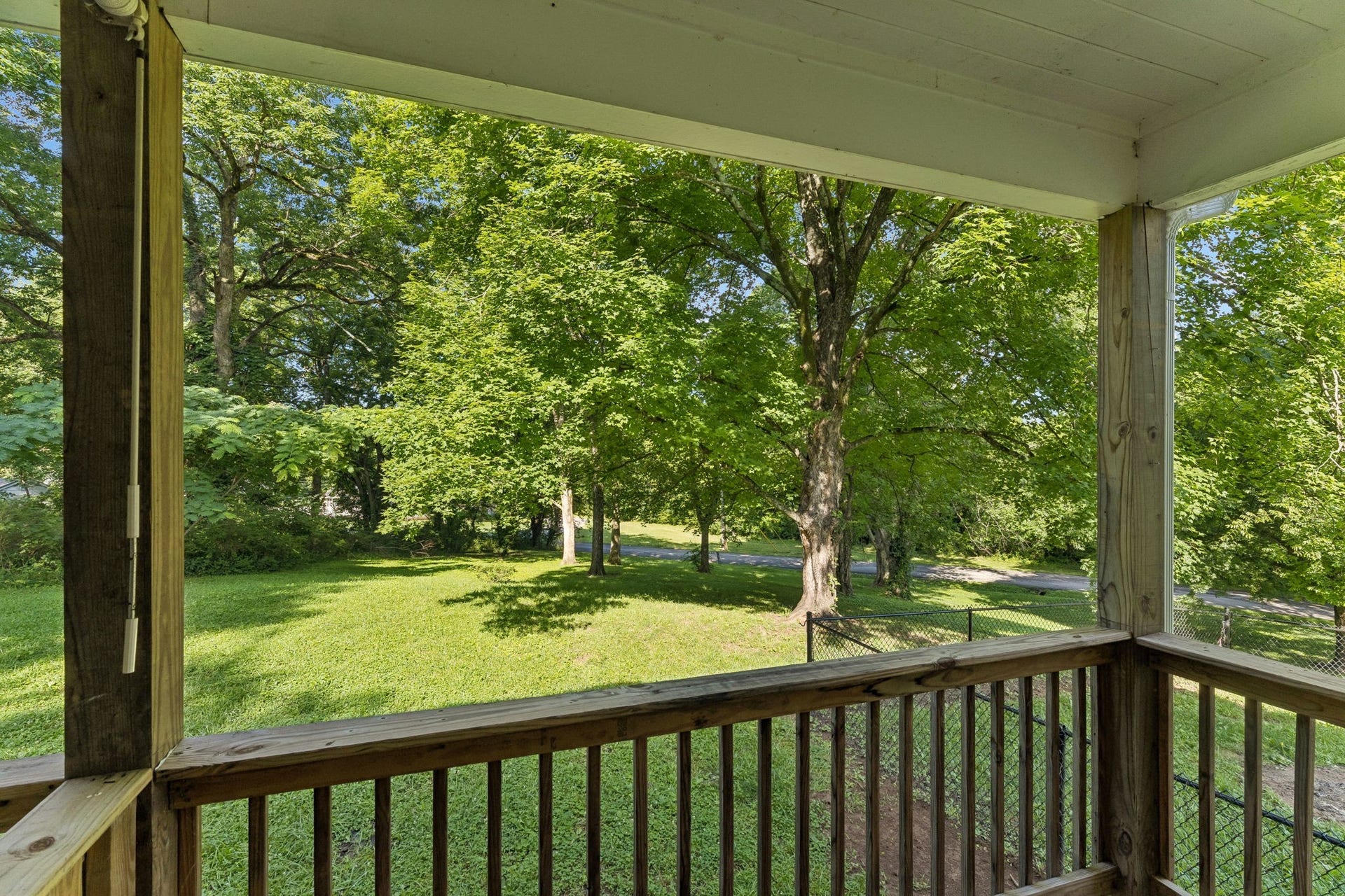 721 Poplar St, Columbia, TN 38401 721 Poplar St, Columbia, TN 38401
