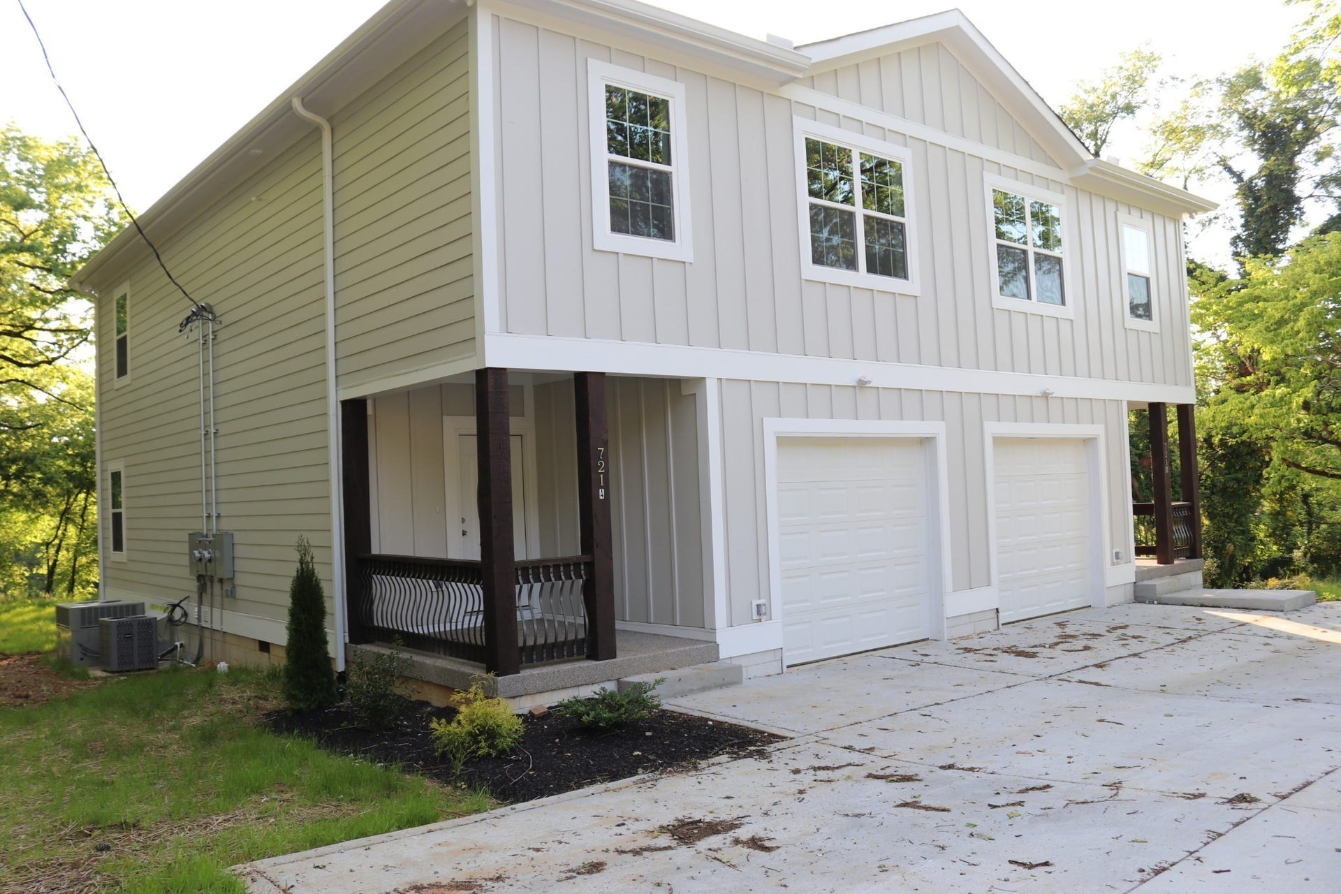 721 Poplar St, Columbia, TN 38401 721 Poplar St, Columbia, TN 38401