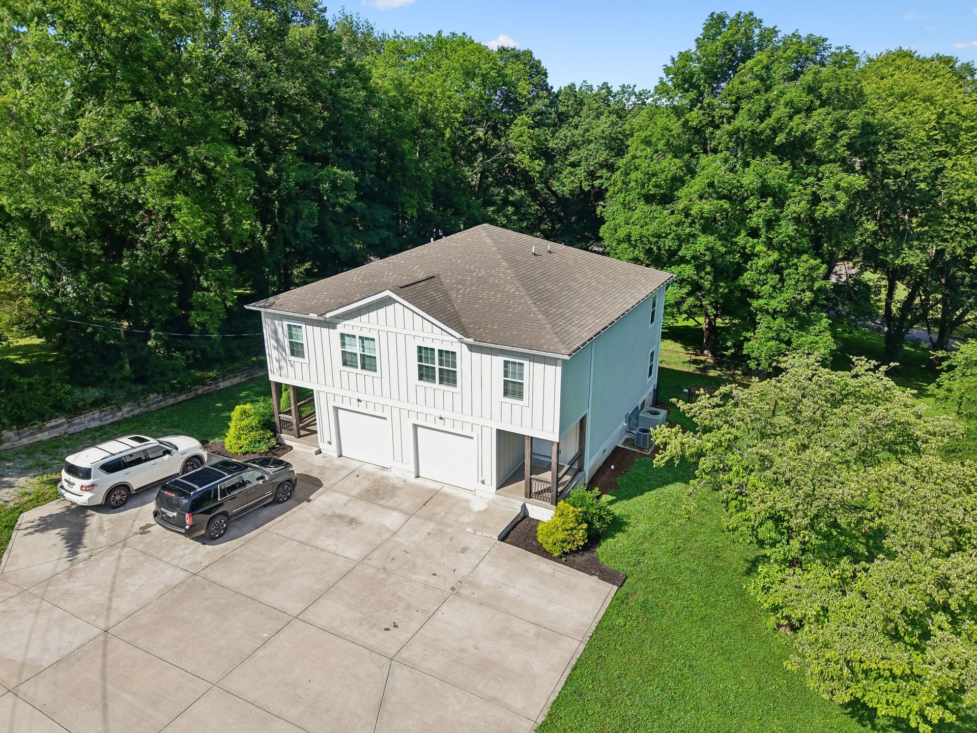 721 Poplar St, Columbia, TN 38401 721 Poplar St, Columbia, TN 38401