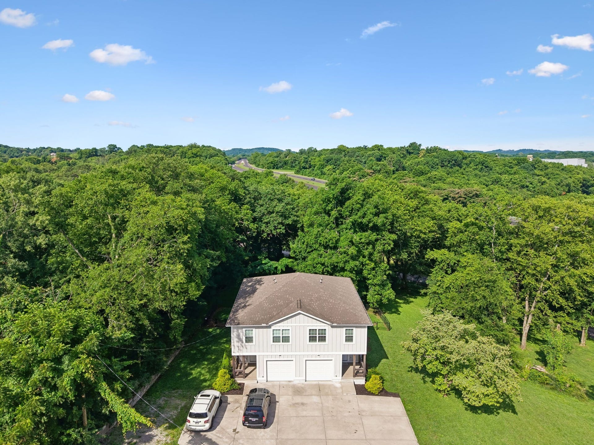 721 Poplar St, Columbia, TN 38401 721 Poplar St, Columbia, TN 38401
