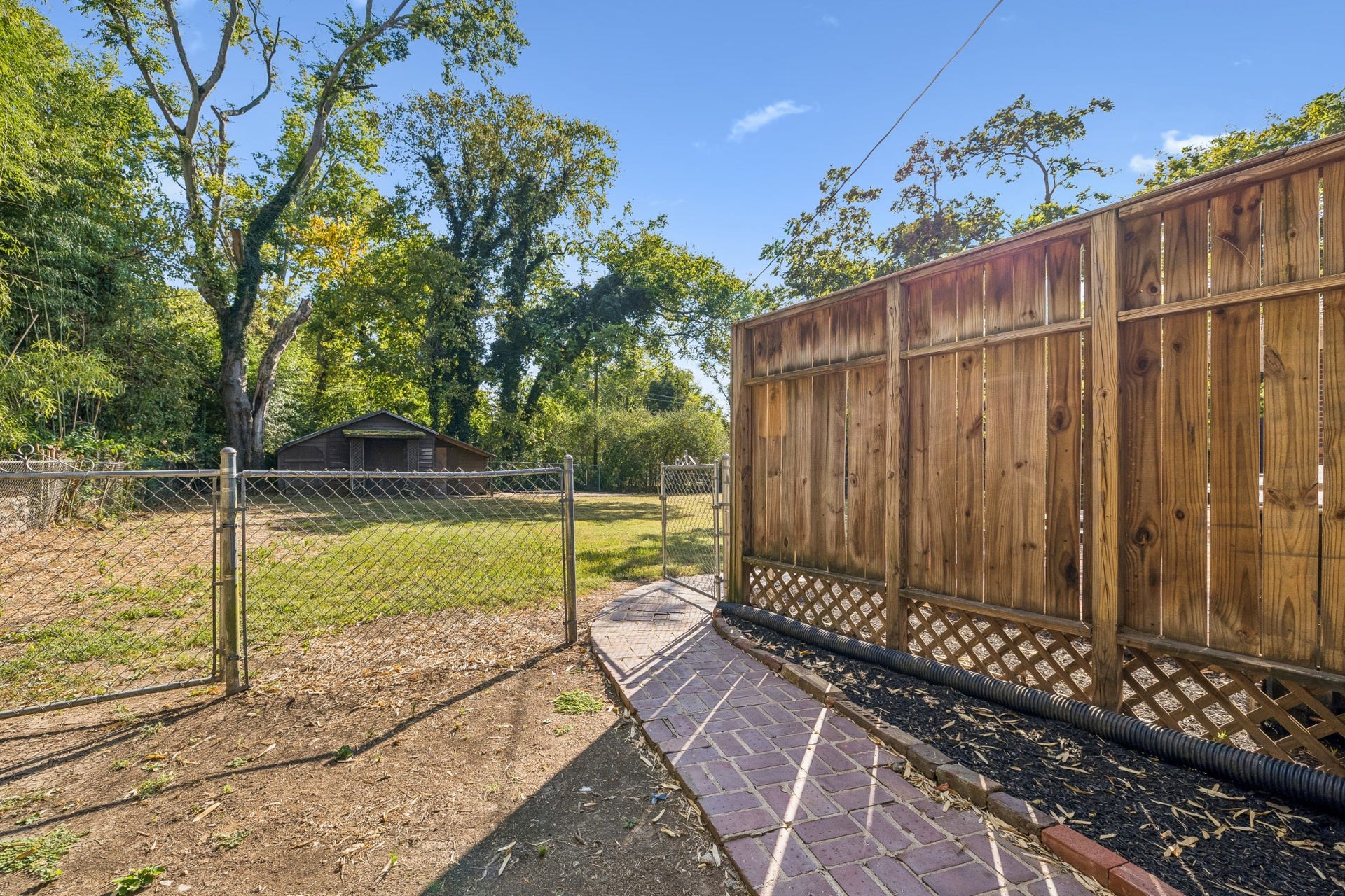 909 Hillcrest Ave, Columbia, TN 38401 909 Hillcrest Ave, Columbia, TN 38401