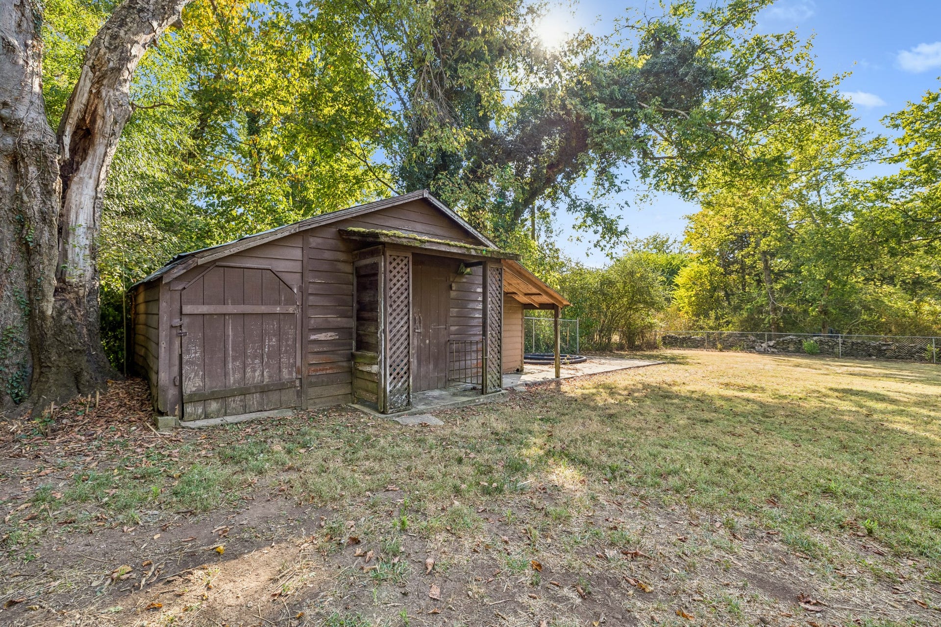 909 Hillcrest Ave, Columbia, TN 38401 909 Hillcrest Ave, Columbia, TN 38401