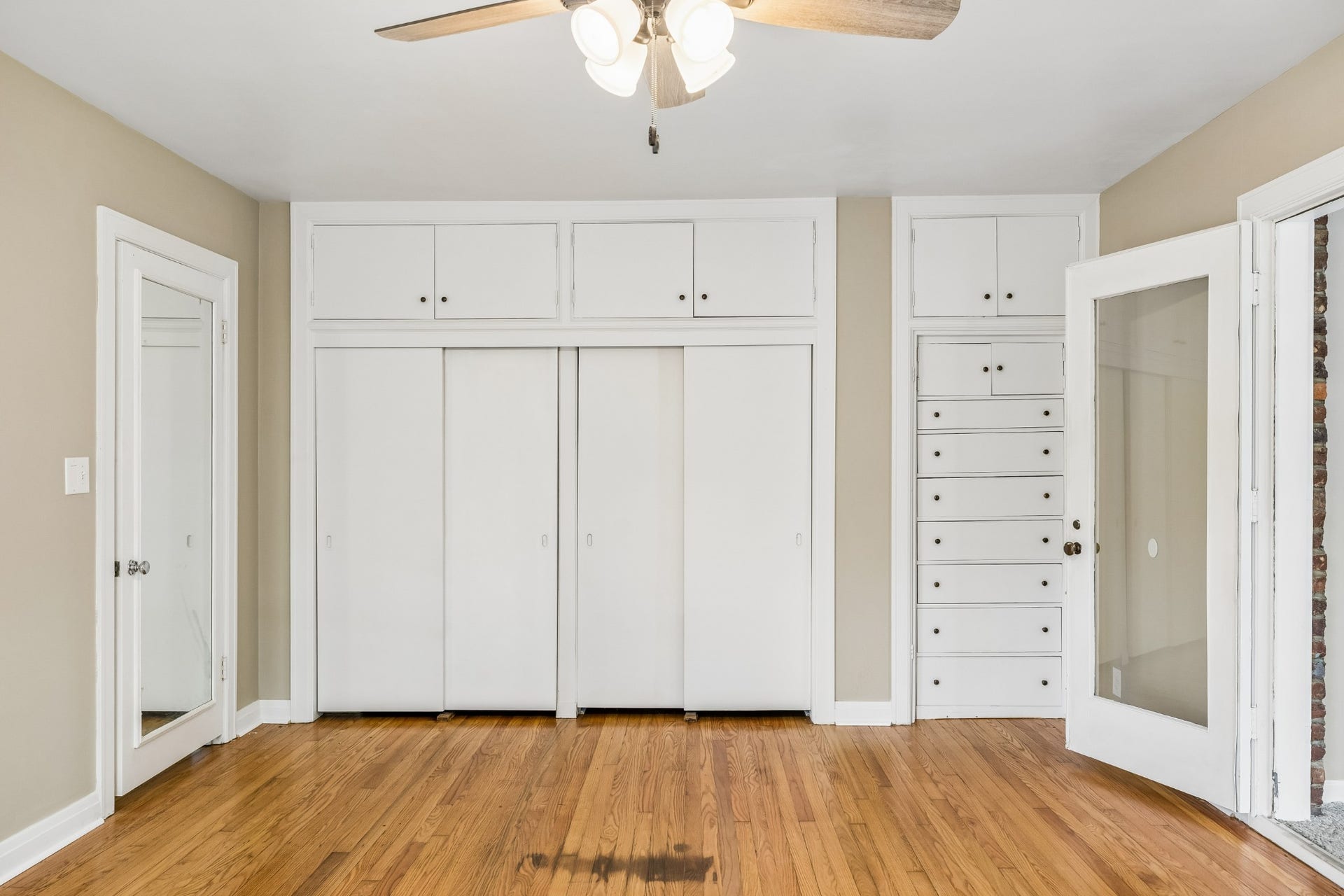 909 Hillcrest Ave, Columbia, TN 38401 909 Hillcrest Ave, Columbia, TN 38401