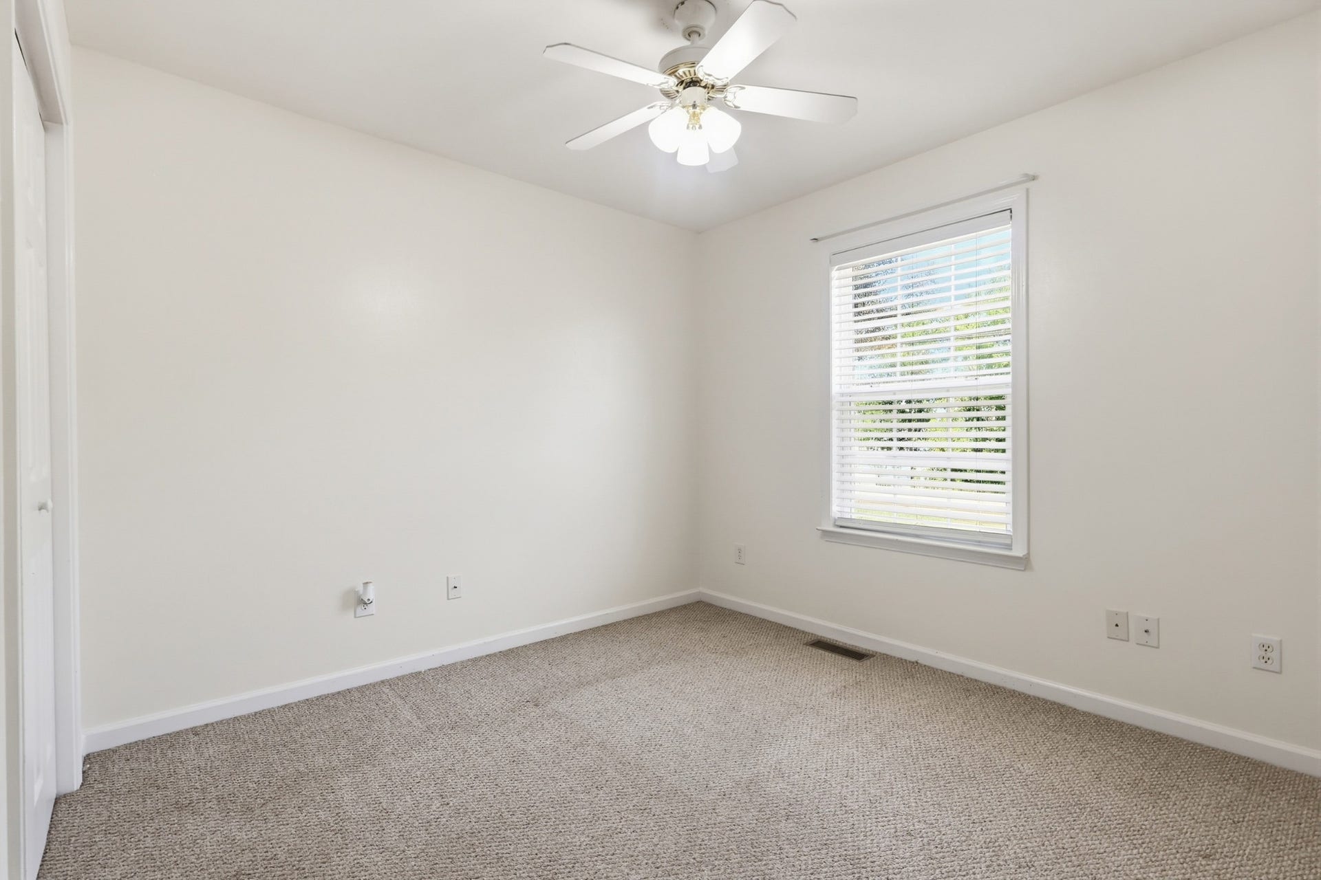 2109 Williamsport Pike, Columbia, TN 38401 2109 Williamsport Pike, Columbia, TN 38401