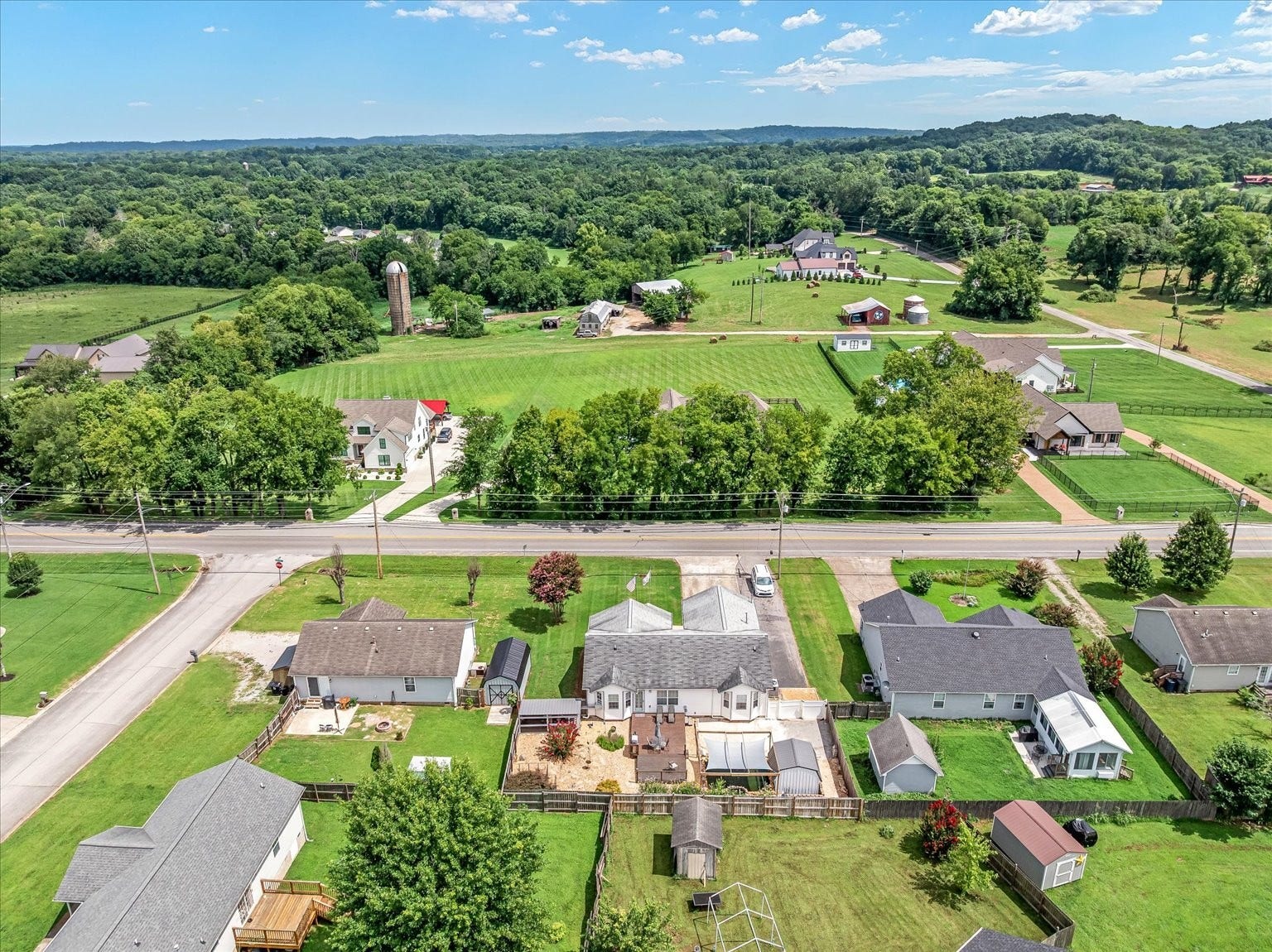 2109 Williamsport Pike, Columbia, TN 38401 2109 Williamsport Pike, Columbia, TN 38401