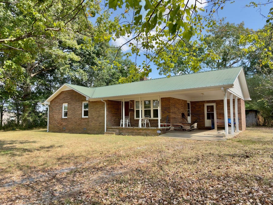 Property photo for 1138 Finnie Simmons Rd, Woodbury, TN