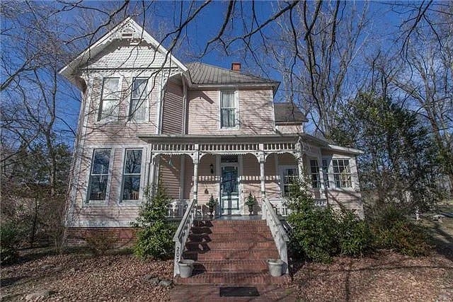 Property photo for 207 Webb Rd E, Bell Buckle, TN