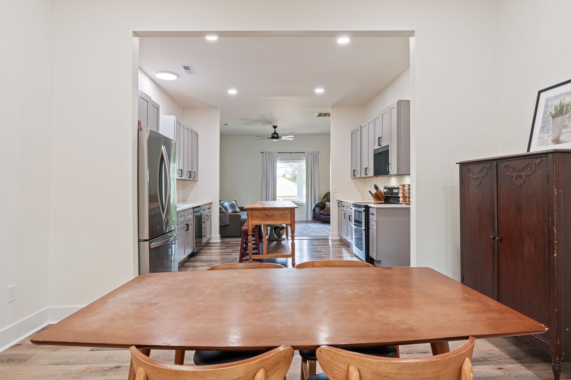 415 W 13th St, Columbia, TN 38401 415 W 13th St, Columbia, TN 38401