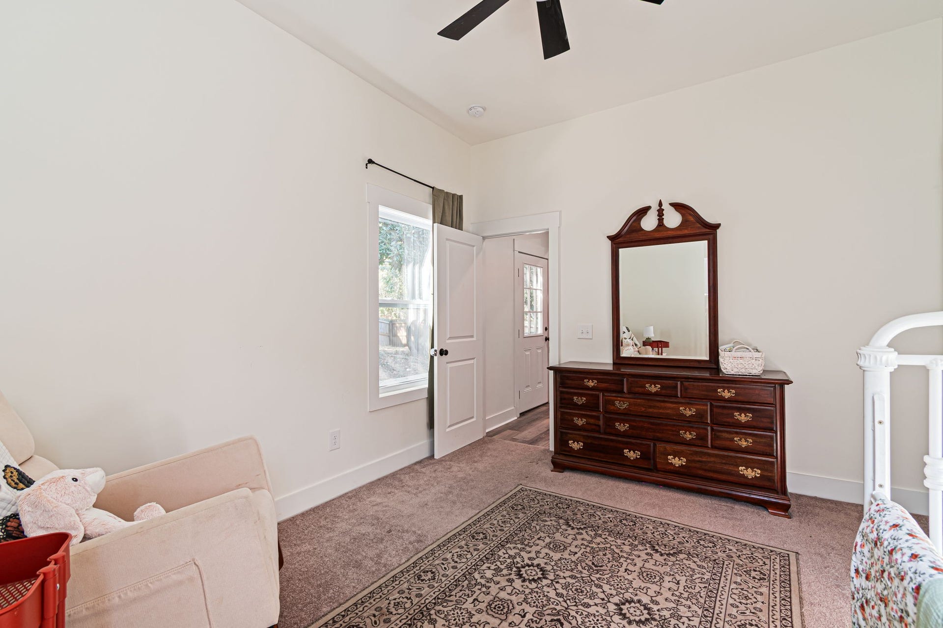 415 W 13th St, Columbia, TN 38401 415 W 13th St, Columbia, TN 38401