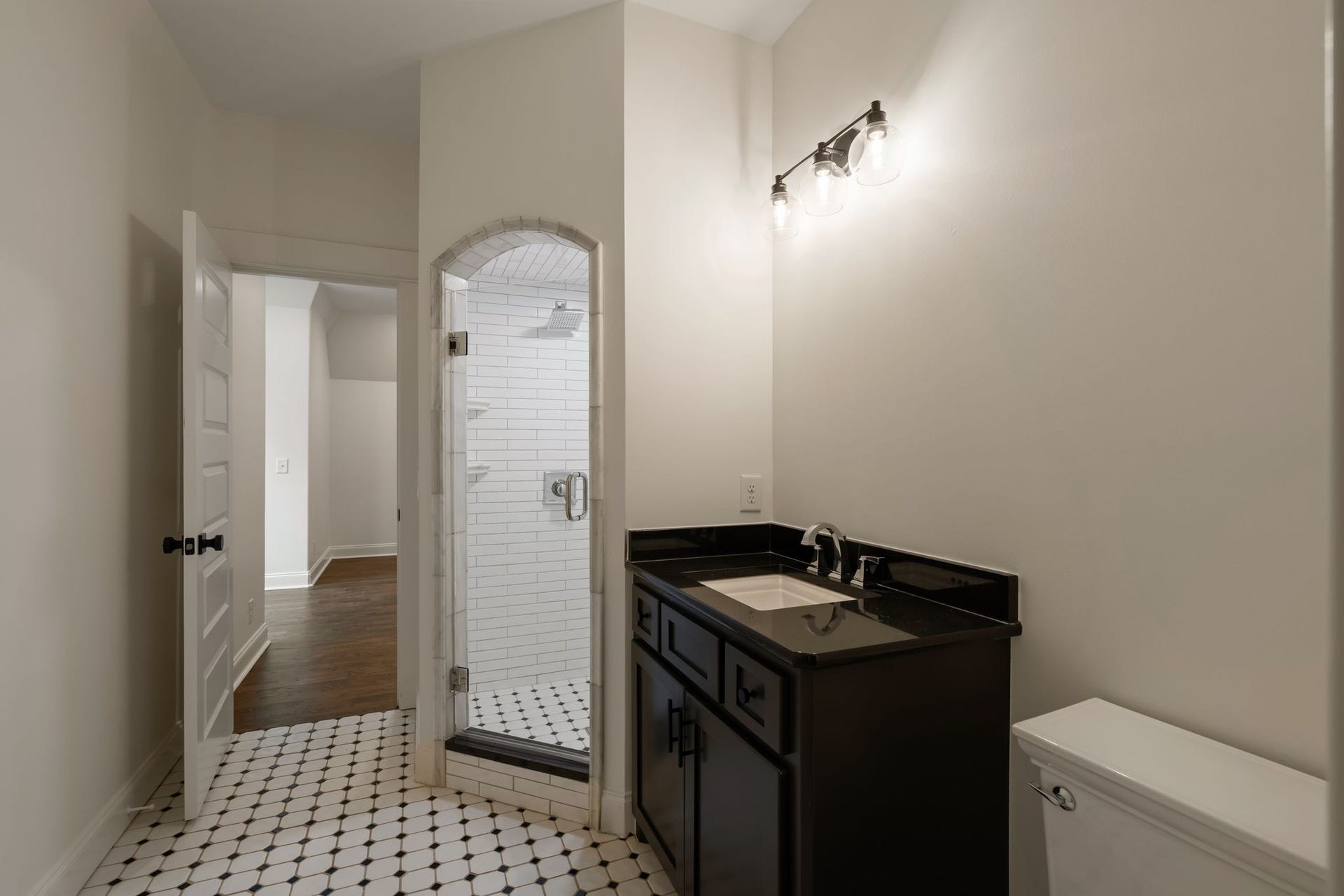 4020 Jessica Ln, Franklin, TN 37064 with attached bathroom