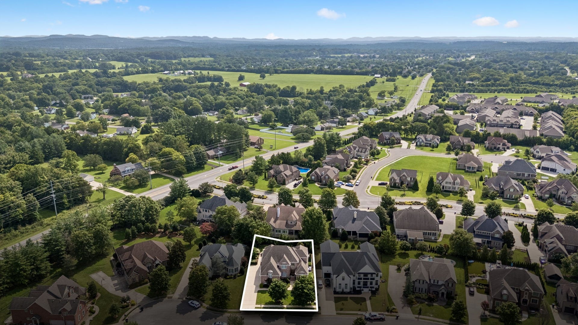 3330 Granite Springs Way, Murfreesboro, TN 37130 3330 Granite Springs Way, Murfreesboro, TN 37130