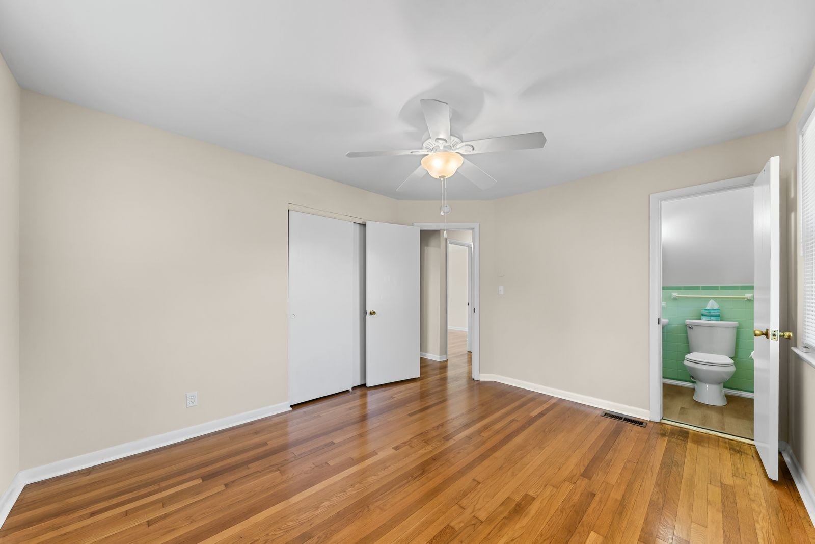 3004 Knud Dr, Columbia, TN 38401 Master bedroom