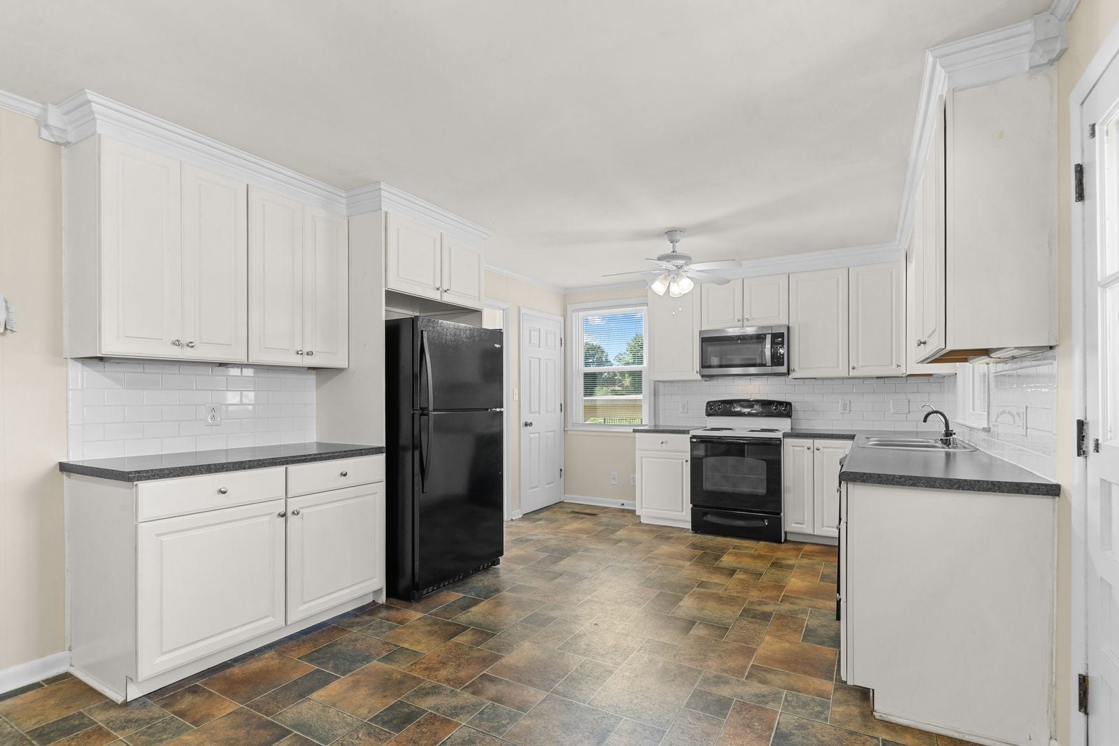3004 Knud Dr, Columbia, TN 38401 3004 Knud Dr, Columbia, TN 38401
