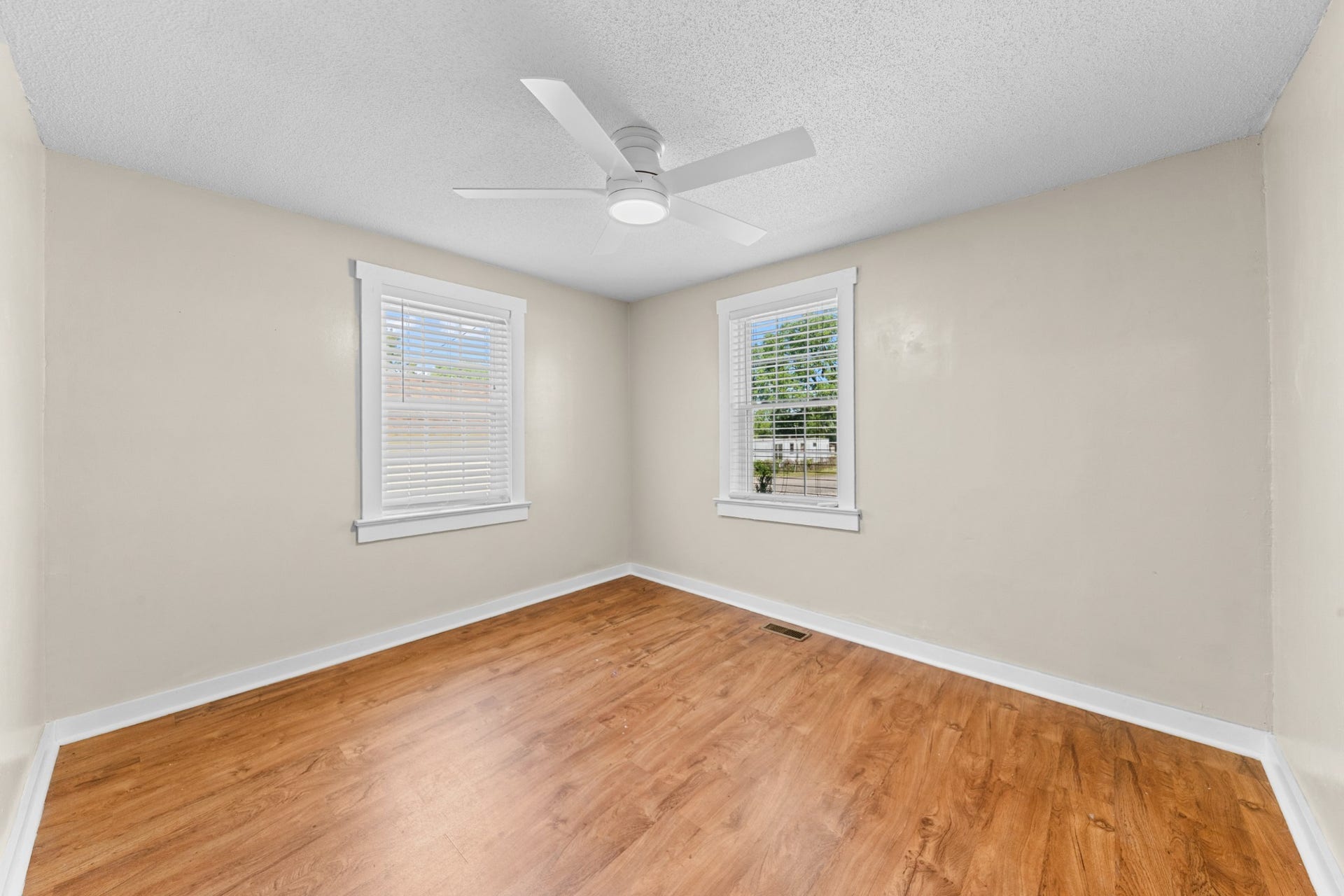 1119 Morningside Dr, Columbia, TN 38401 1119 Morningside Dr, Columbia, TN 38401