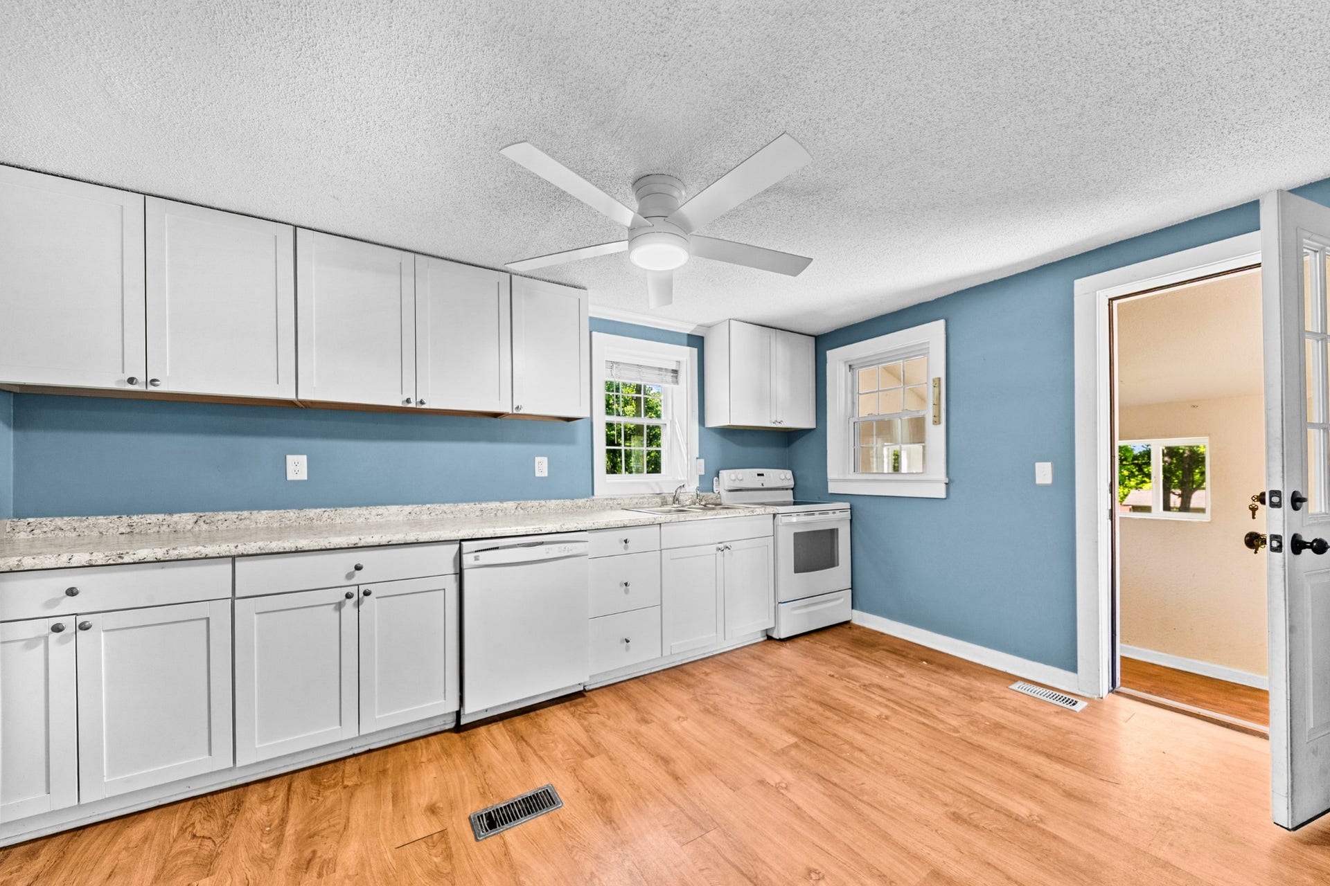 1119 Morningside Dr, Columbia, TN 38401 1119 Morningside Dr, Columbia, TN 38401