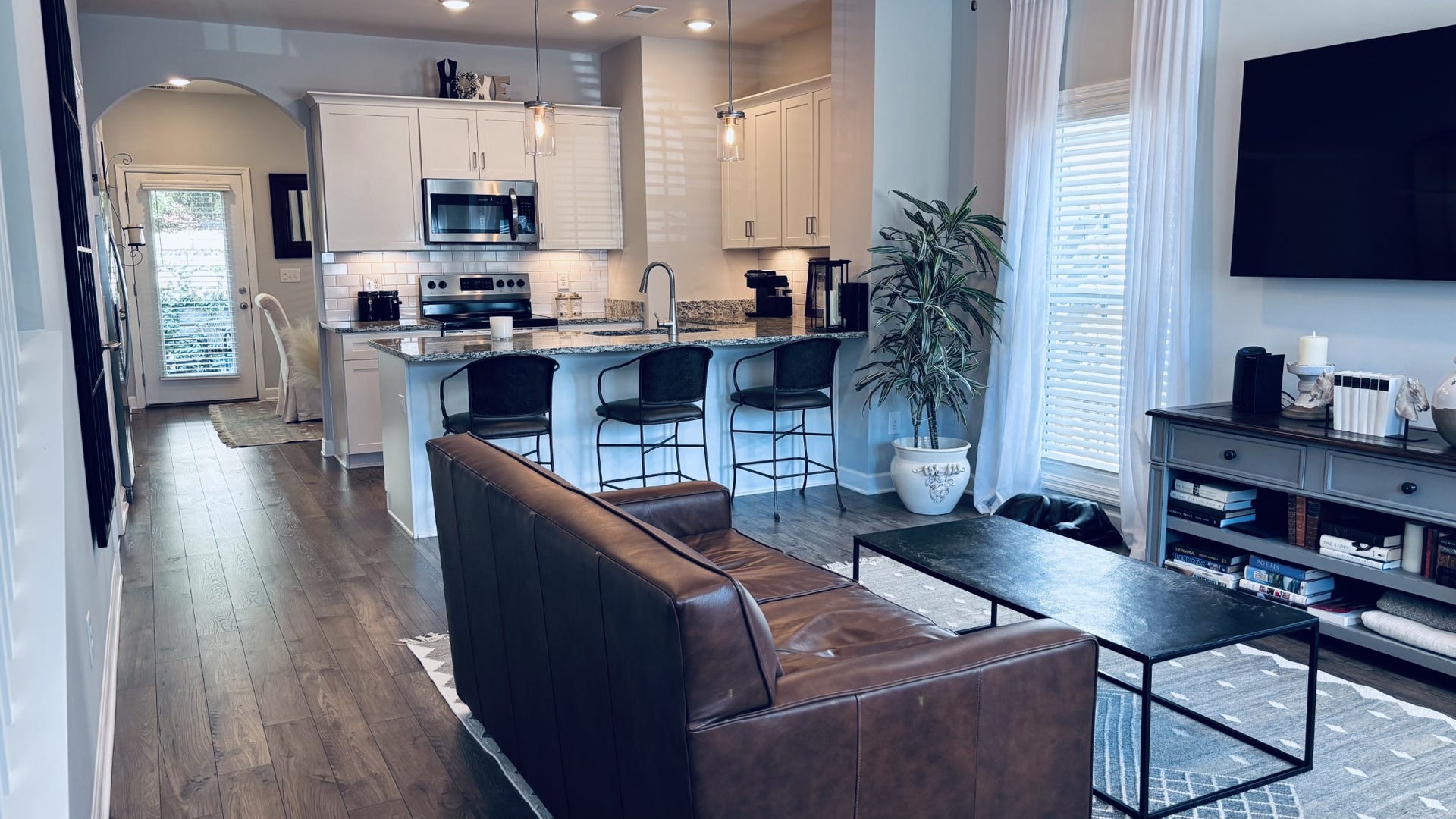 2581 Napa Valley Way, Columbia, TN 38401 2581 Napa Valley Way, Columbia, TN 38401