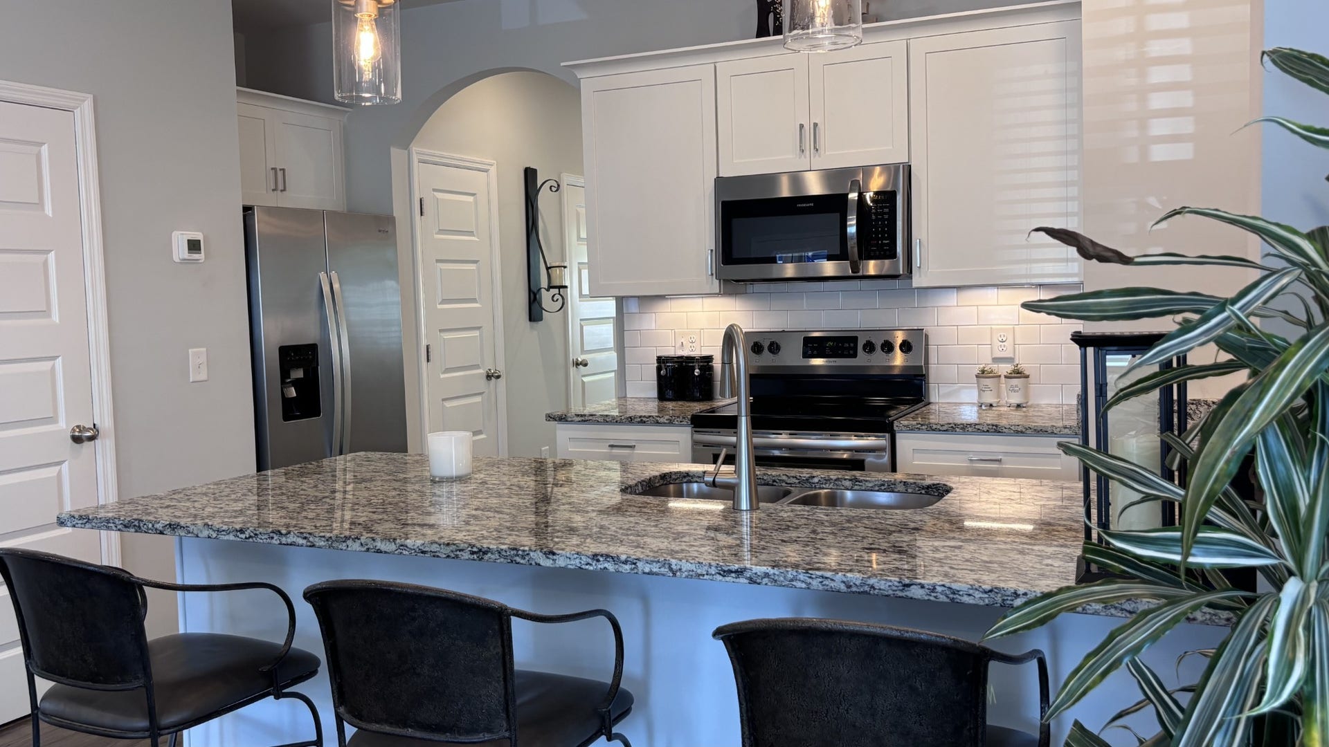 2581 Napa Valley Way, Columbia, TN 38401 2581 Napa Valley Way, Columbia, TN 38401