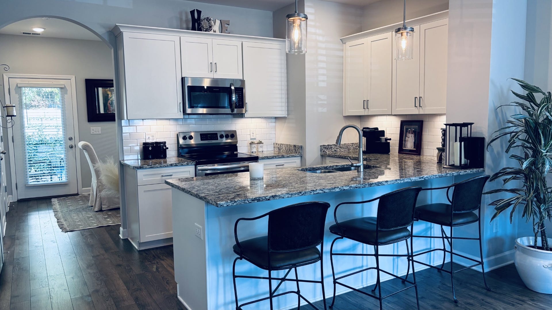 2581 Napa Valley Way, Columbia, TN 38401 2581 Napa Valley Way, Columbia, TN 38401