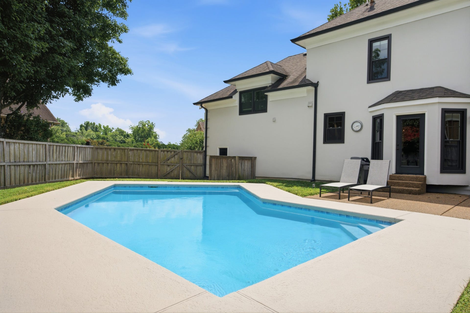 700 Burleigh Ct, Nashville, TN 37221 700 Burleigh Ct, Nashville, TN 37221