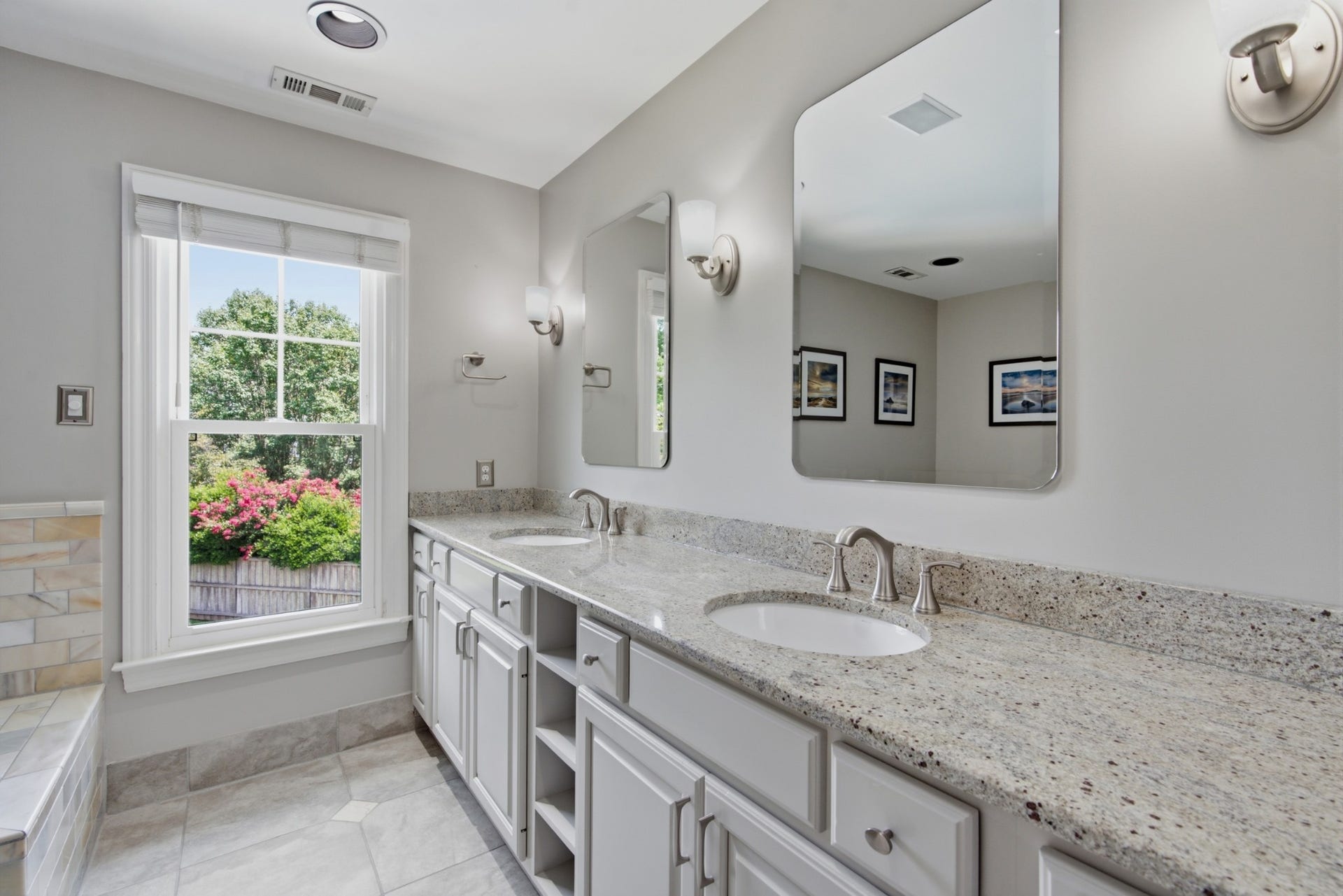 700 Burleigh Ct, Nashville, TN 37221 700 Burleigh Ct, Nashville, TN 37221