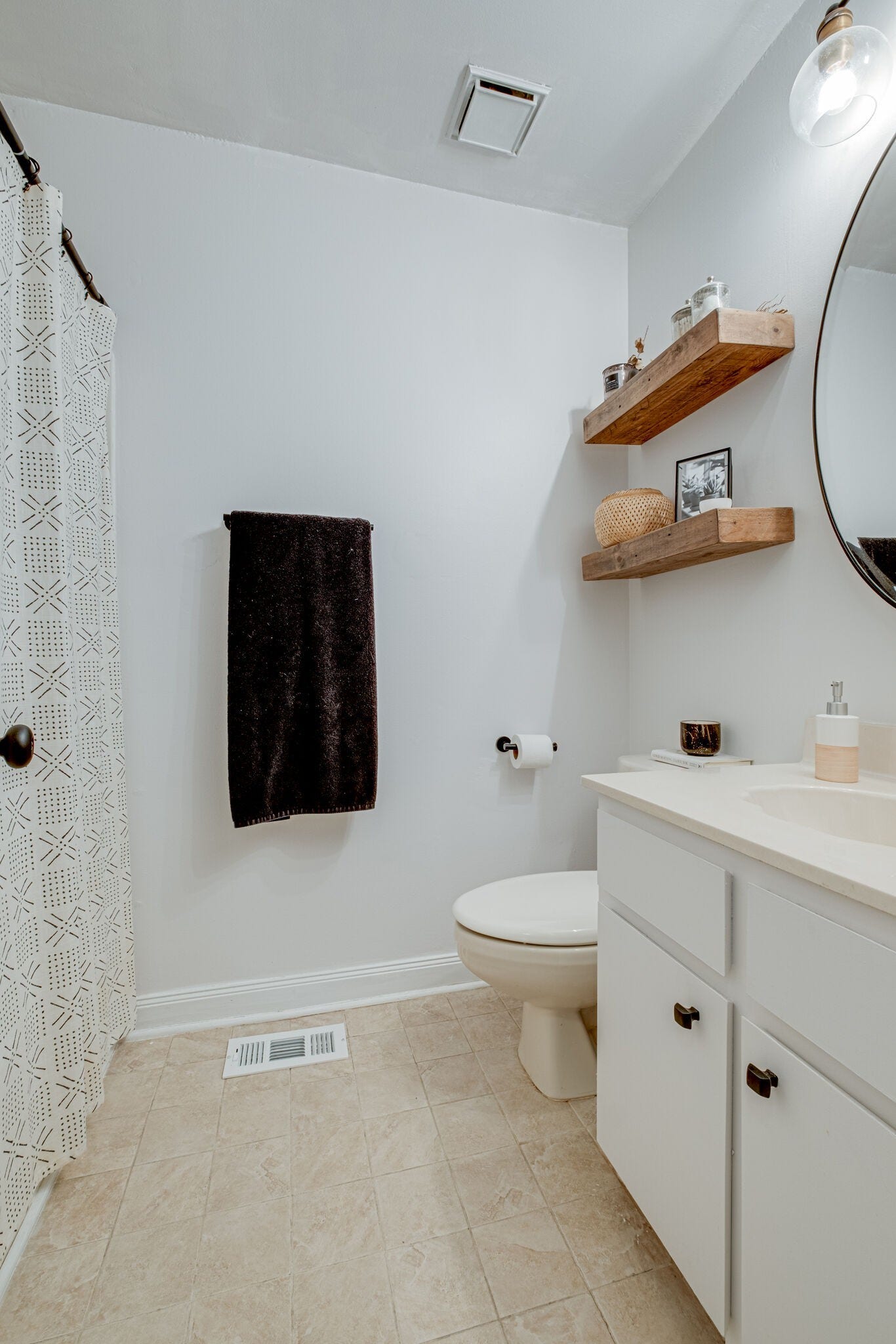 5148 Village Trce, Nashville, TN 37211 5148 Village Trce, Nashville, TN 37211