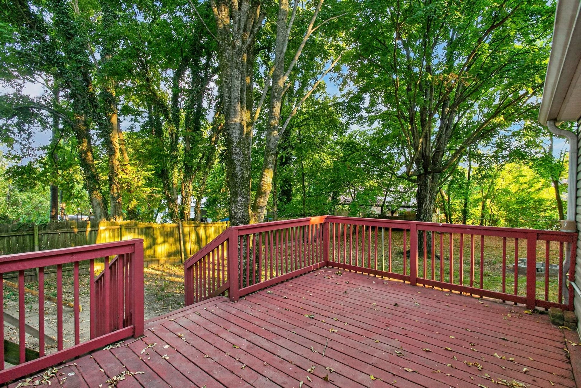 329 W 14th St, Columbia, TN 38401 329 W 14th St, Columbia, TN 38401