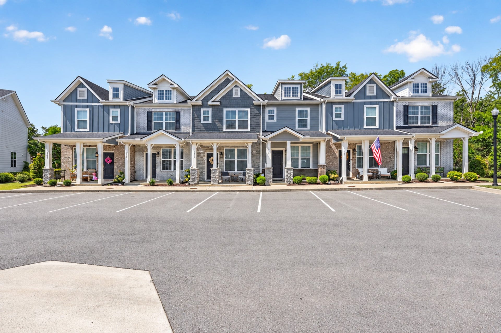 1215 Hope Village Way, Hermitage, TN 37076 1215 Hope Village Way, Hermitage, TN 37076