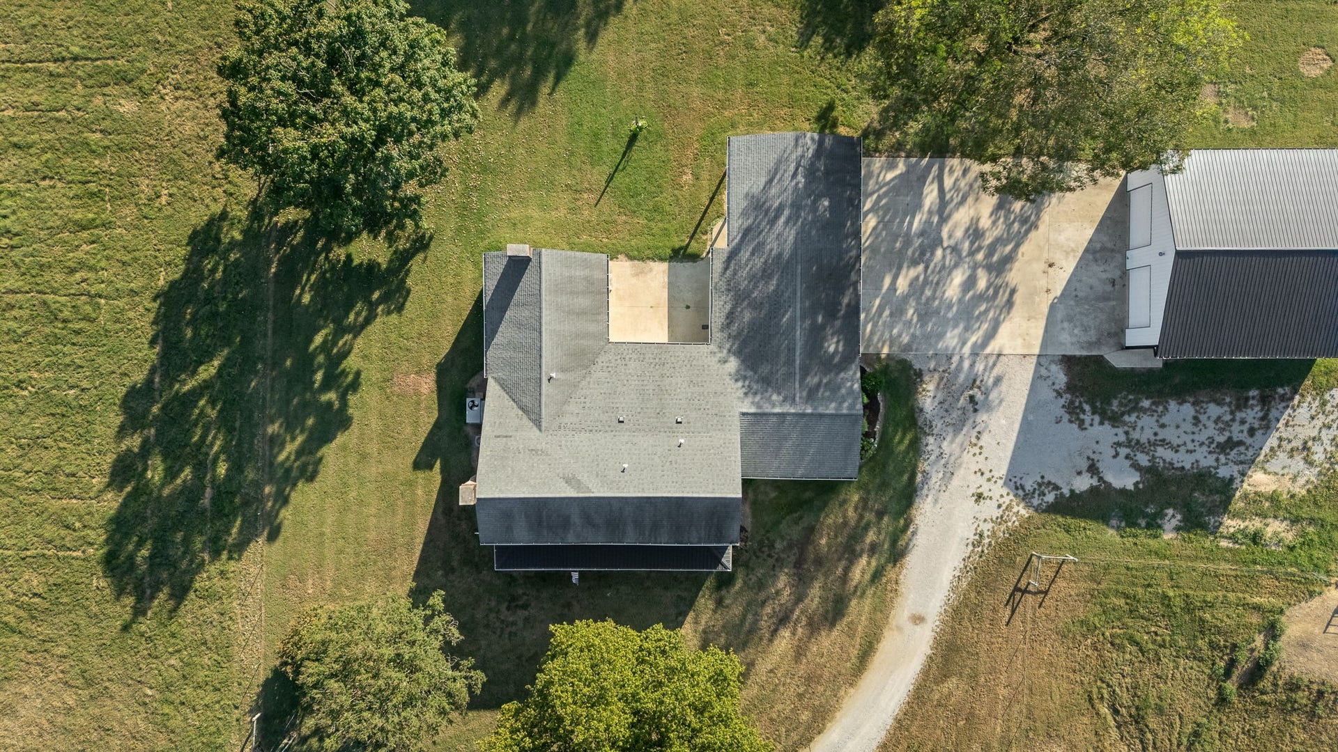 3466 Foster Chapel Rd, Columbia, TN 38401 3466 Foster Chapel Rd, Columbia, TN 38401
