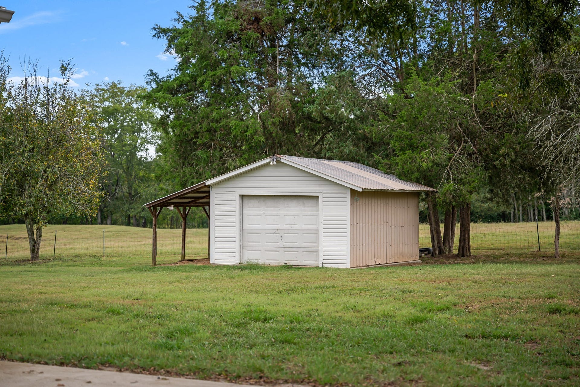 3466 Foster Chapel Rd, Columbia, TN 38401 3466 Foster Chapel Rd, Columbia, TN 38401