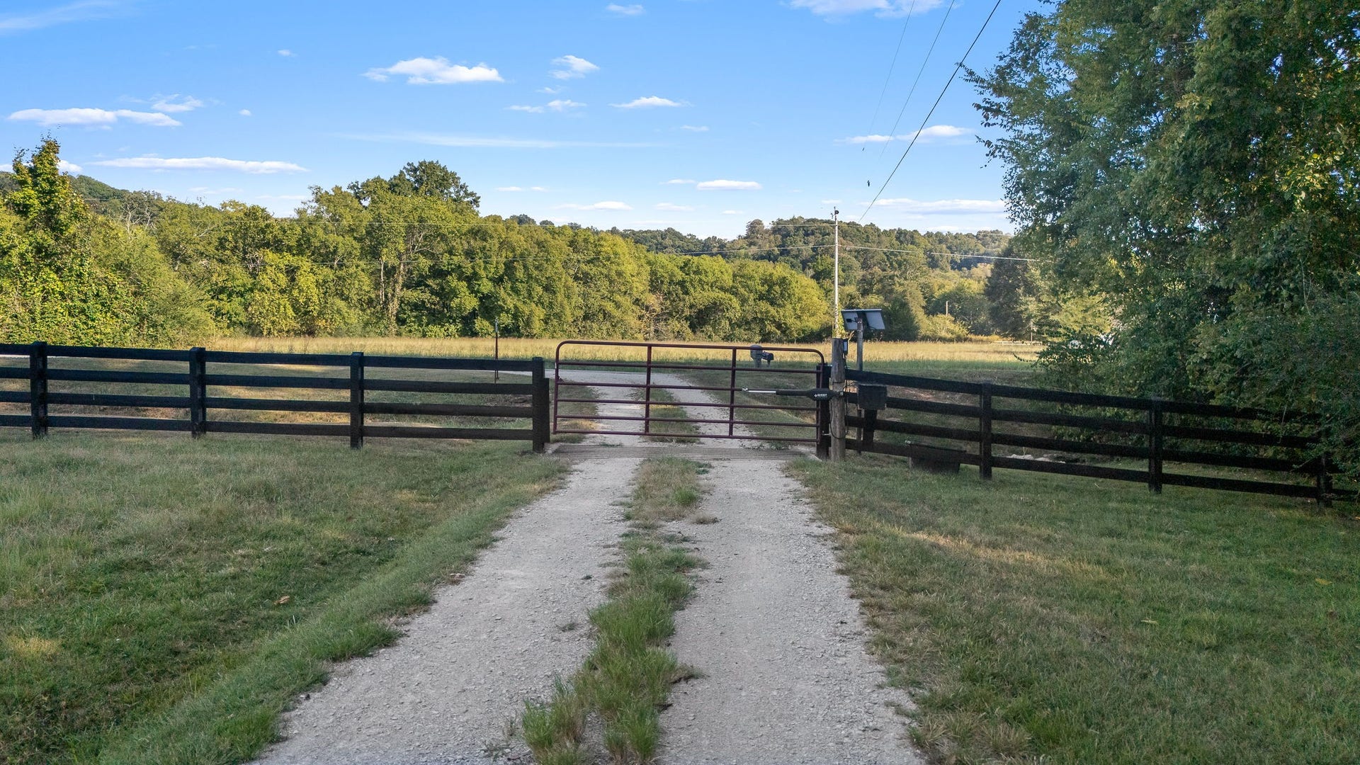 3466 Foster Chapel Rd, Columbia, TN 38401 3466 Foster Chapel Rd, Columbia, TN 38401