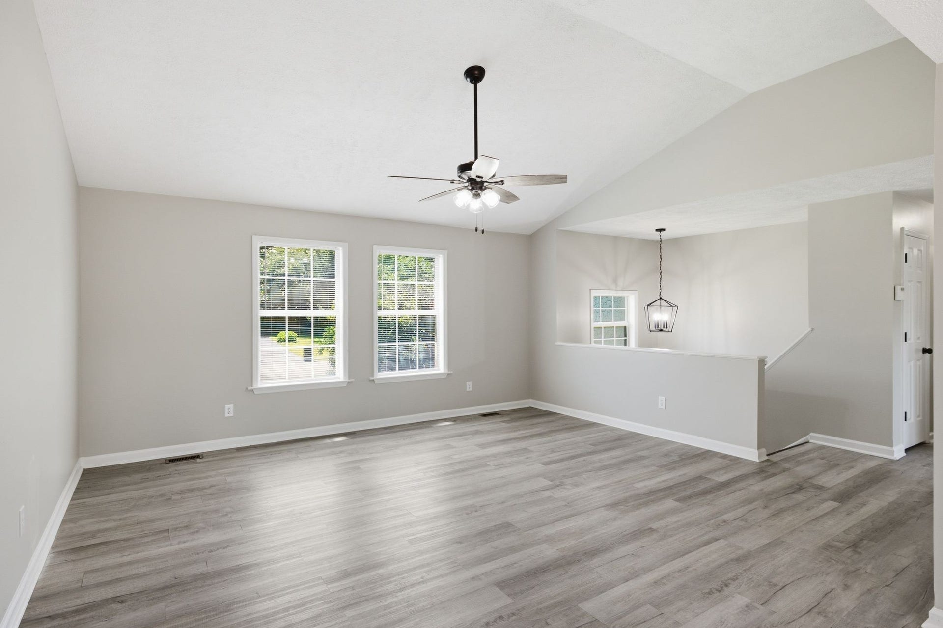 1529 Potter Dr, Columbia, TN 38401 1529 Potter Dr, Columbia, TN 38401