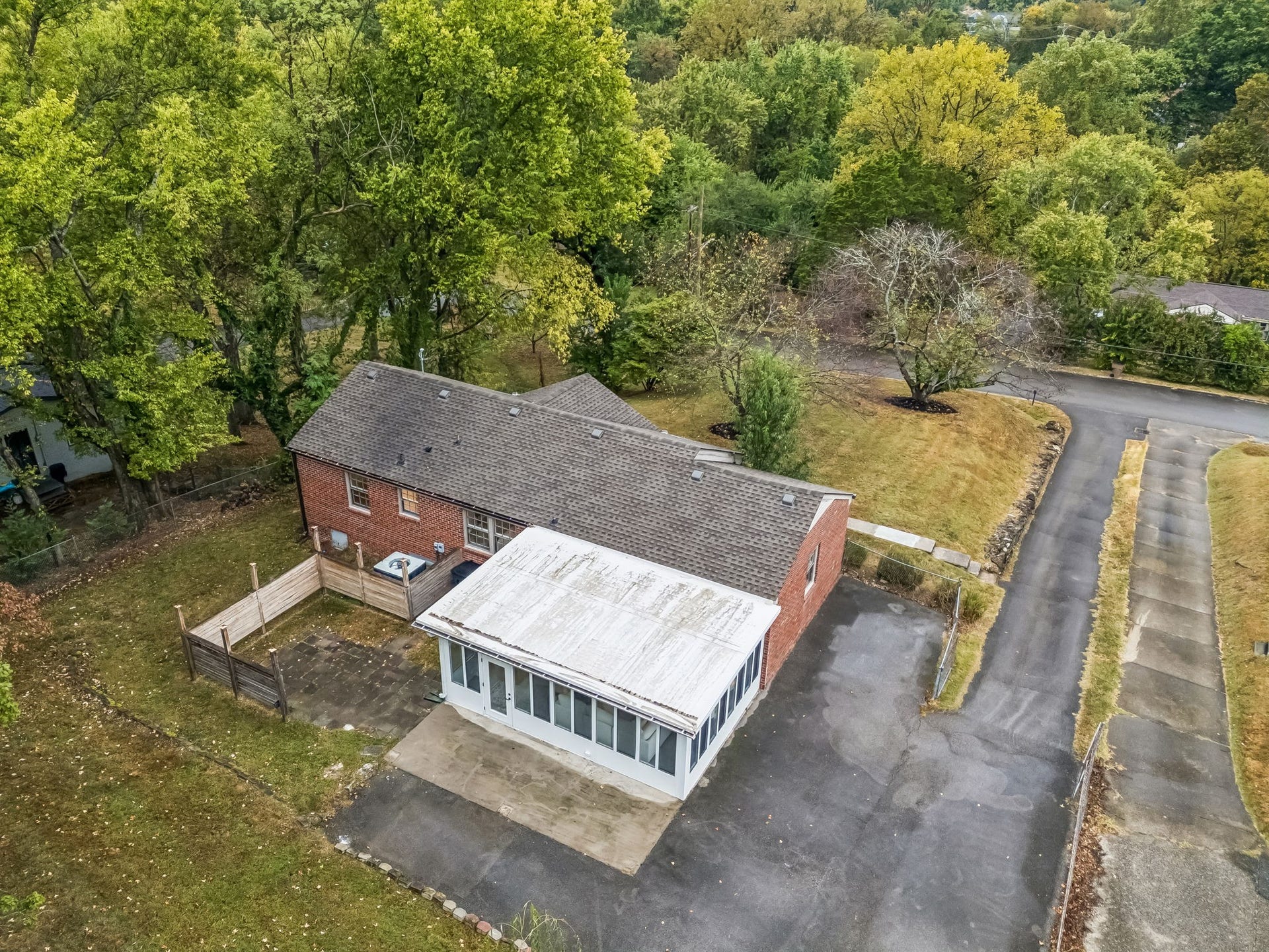 4840 Lynn Dr, Nashville, TN 37211
