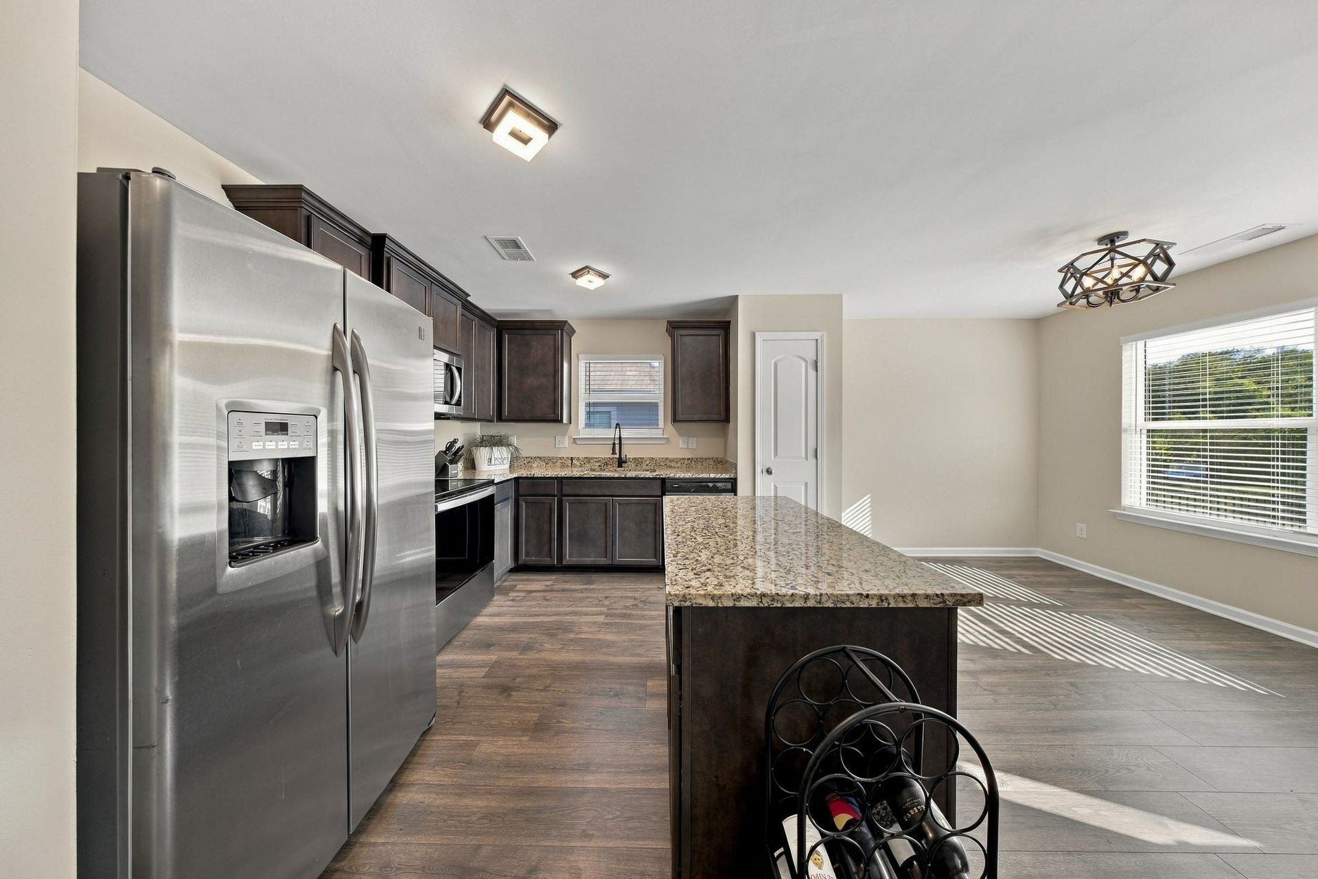 2946 Beeswax St, Columbia, TN 38401 2946 Beeswax St, Columbia, TN 38401