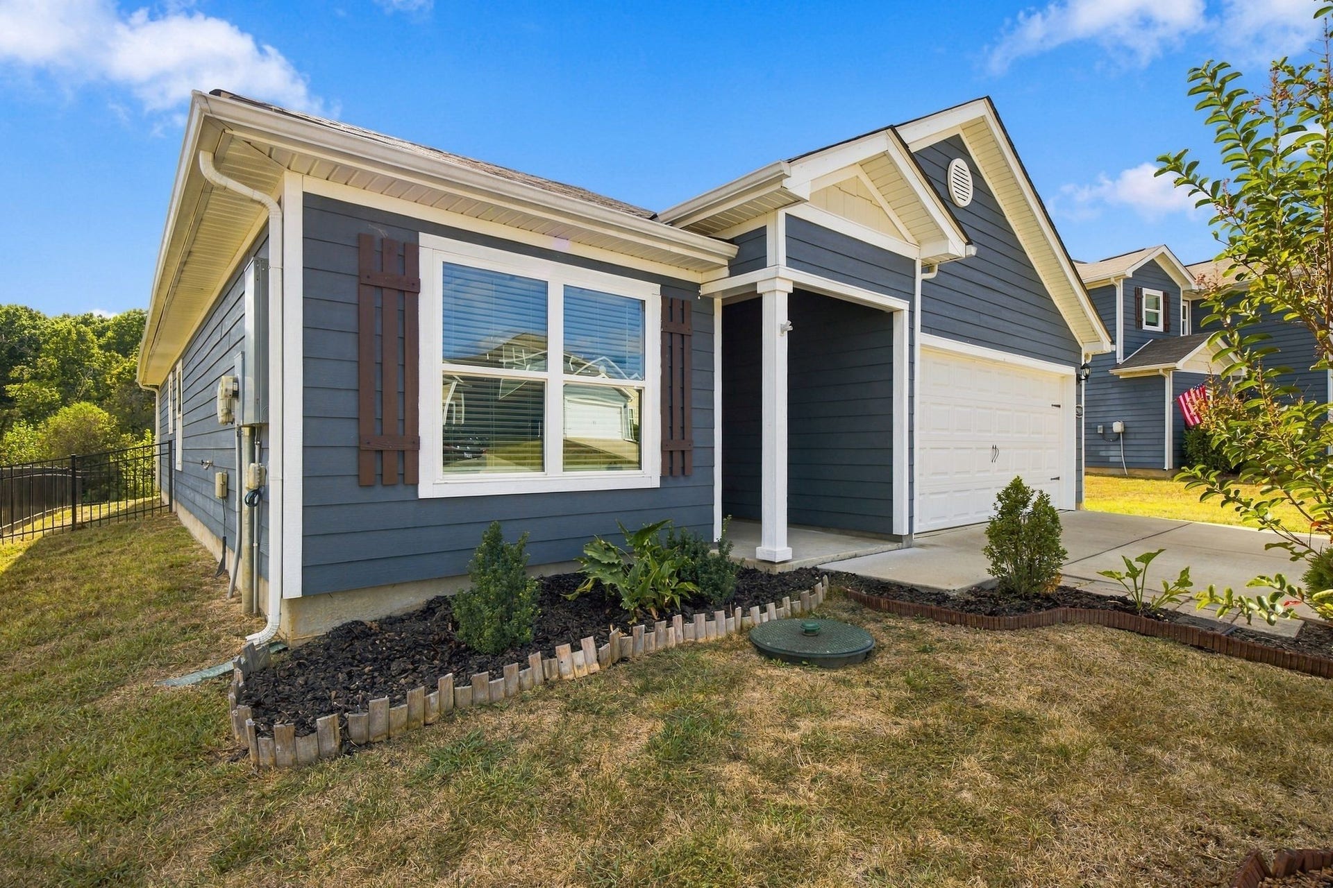 2946 Beeswax St, Columbia, TN 38401 2946 Beeswax St, Columbia, TN 38401