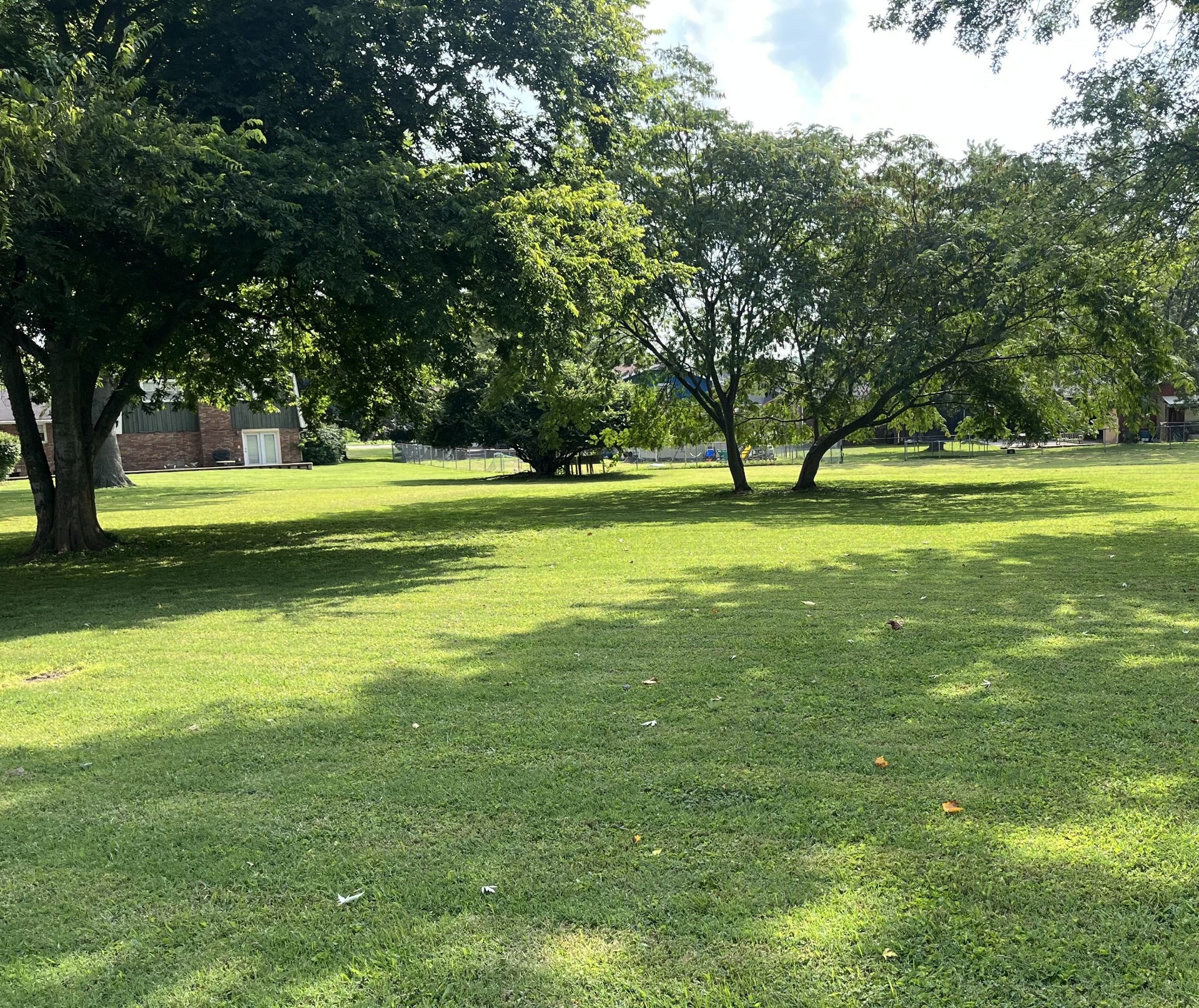 427 Walton Ferry Rd, Hendersonville, TN 37075