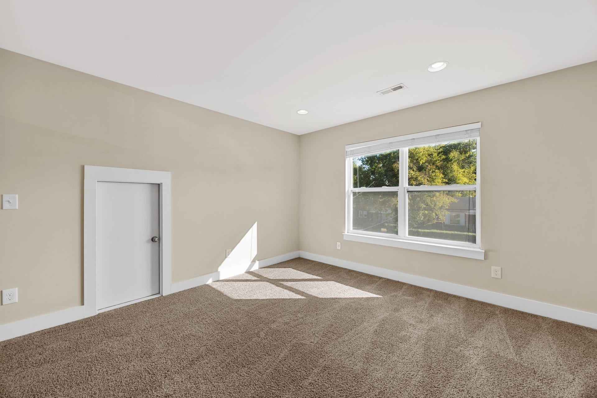 1715 21st Ave N, Nashville, TN 37208 1715 21st Ave N, Nashville, TN 37208