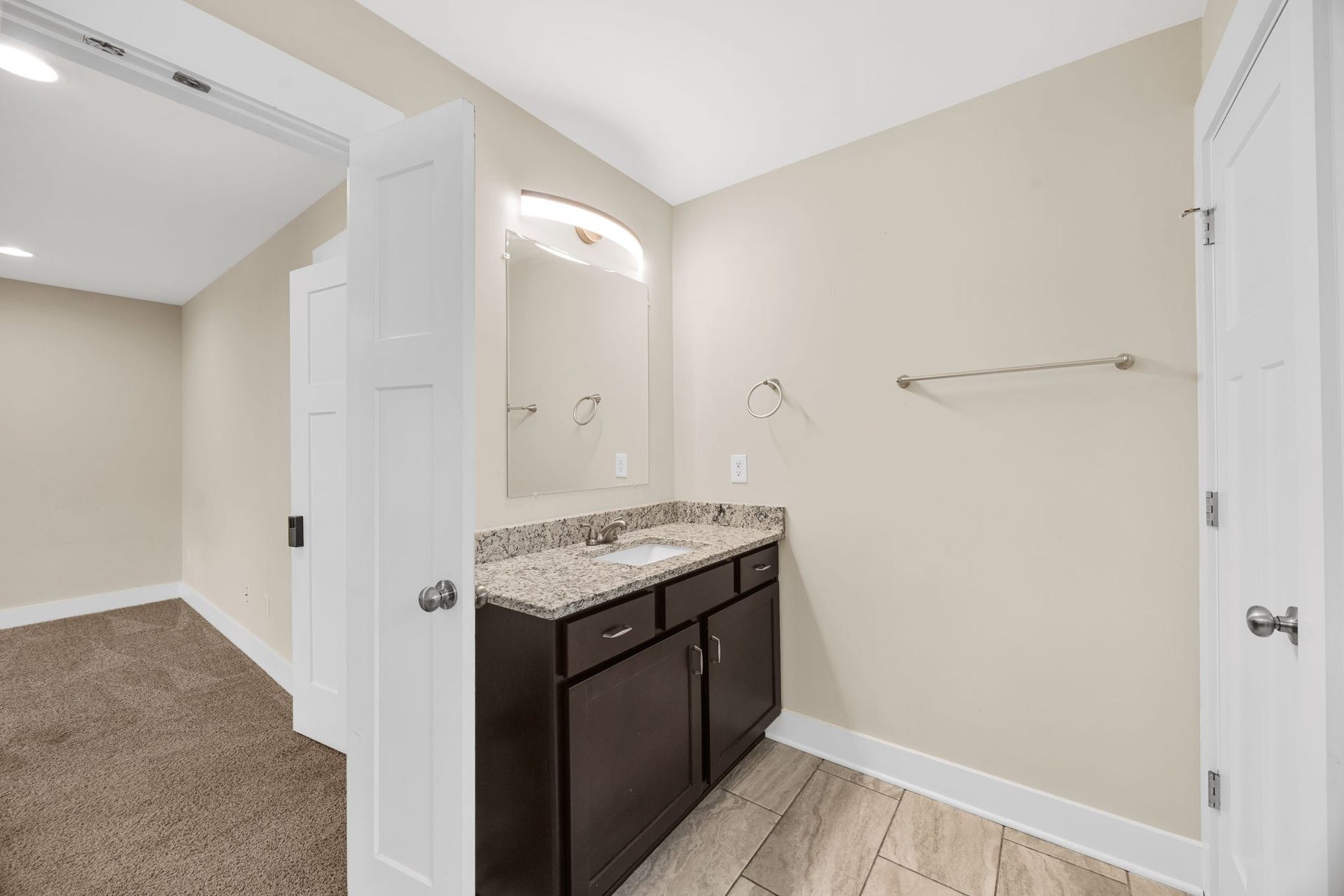 1715 21st Ave N, Nashville, TN 37208 1715 21st Ave N, Nashville, TN 37208