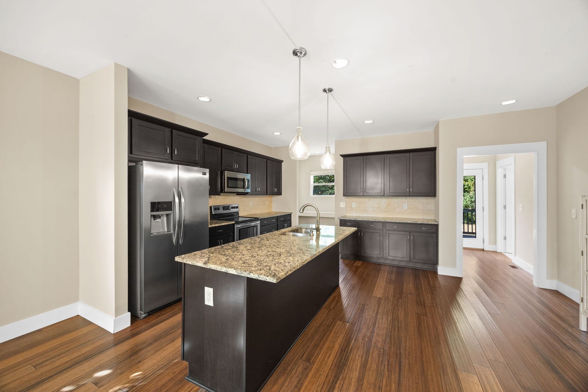 1715 21st Ave N, Nashville, TN 37208 1715 21st Ave N, Nashville, TN 37208