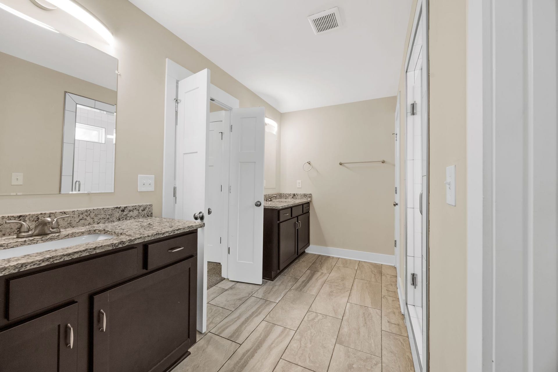 1715 21st Ave N, Nashville, TN 37208 1715 21st Ave N, Nashville, TN 37208