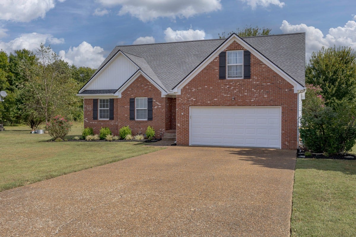 2623 Danbury Cir, Spring Hill, TN 37174 2623 Danbury Cir, Spring Hill, TN 37174