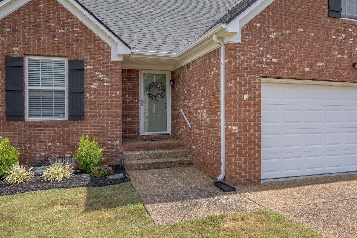 2623 Danbury Cir, Spring Hill, TN 37174 2623 Danbury Cir, Spring Hill, TN 37174